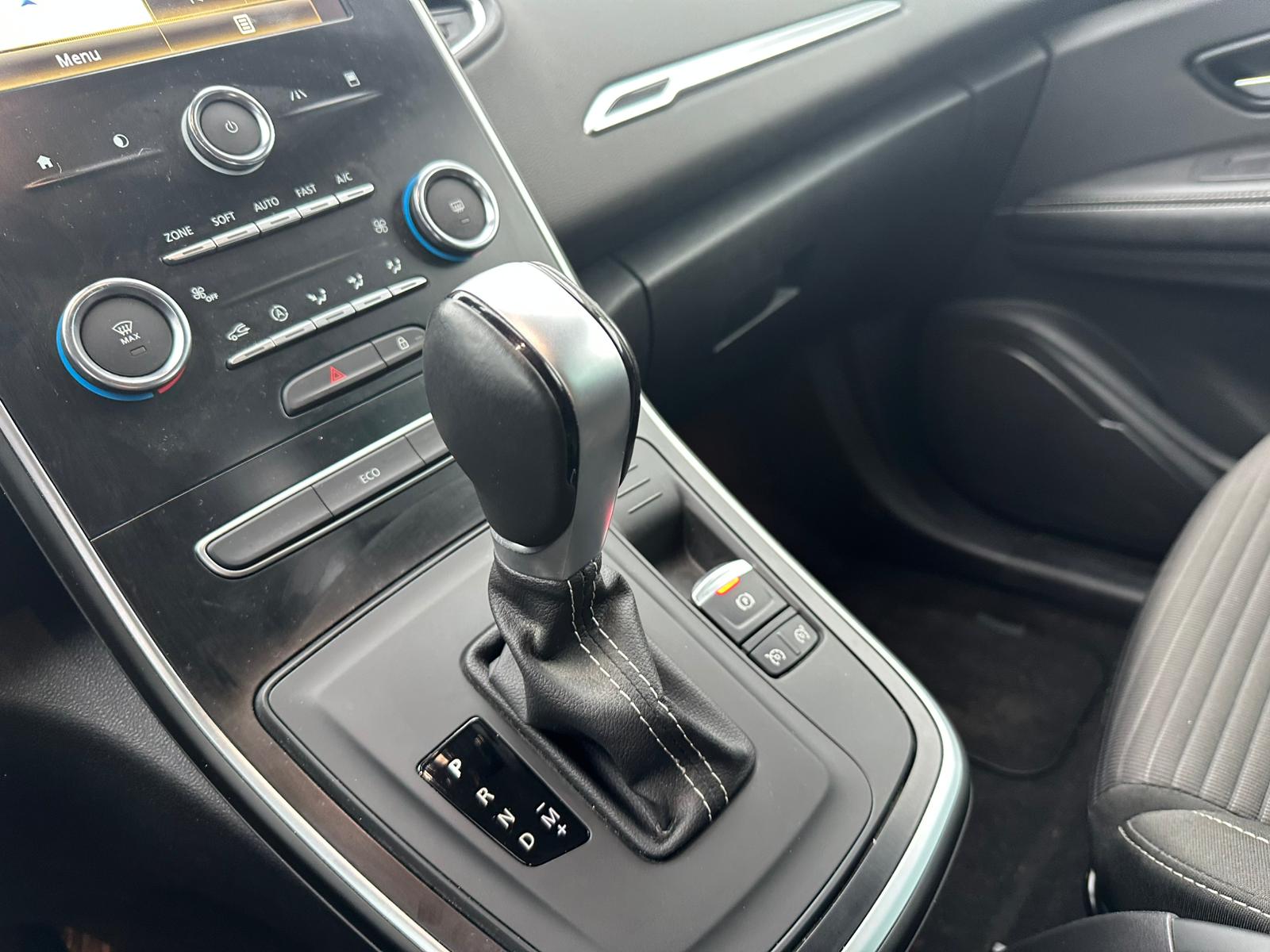 Achat RENAULT GRAND SCENIC IV 1.3 TCE 140CH EVOLUTION BVA – 7P 19/05/2023 en France pour importation en Algérie (Occasion). Spécialiste Export -3 ans, CCR, Mujahid chez DJ CAR. Réf 9nzlh91k5