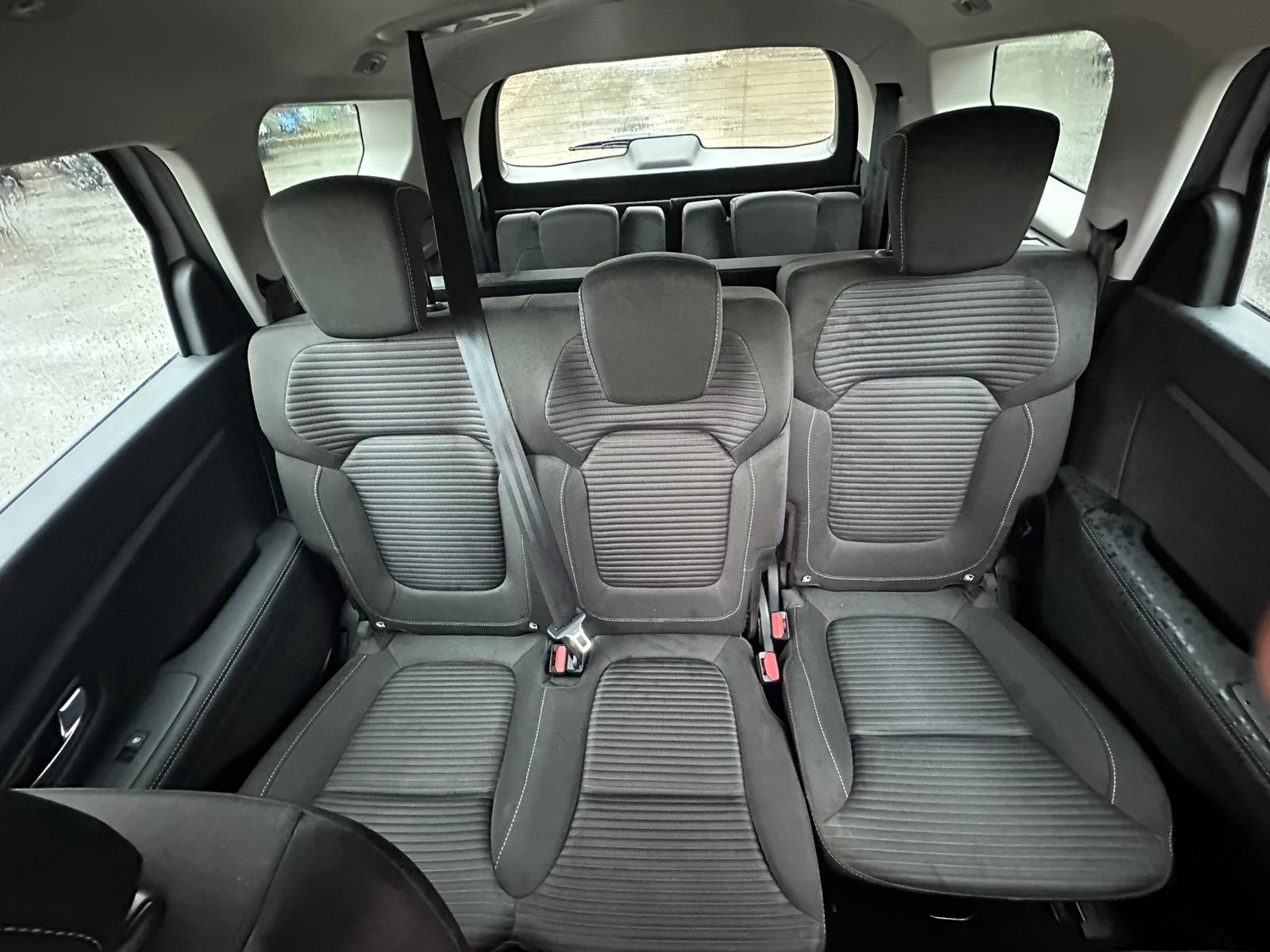 Achat RENAULT GRAND SCENIC IV 1.3 TCE 140CH EVOLUTION BVA – 7P 19/05/2023 en France pour importation en Algérie (Occasion). Spécialiste Export -3 ans, CCR, Mujahid chez DJ CAR. Réf 9nzlh91k5