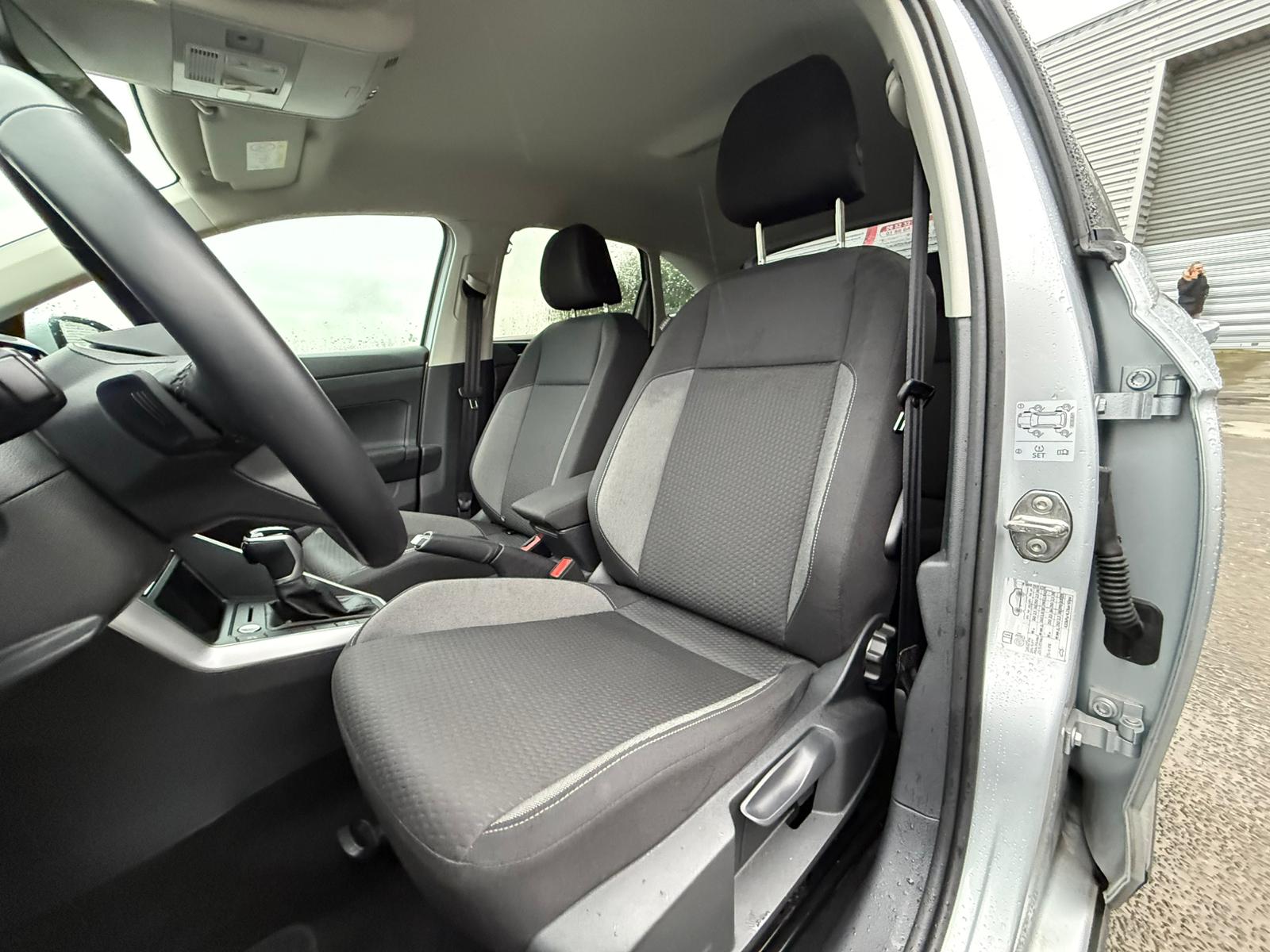 Achat VOLKSWAGEN TAIGO 1.0 TSI 115 Ch LIFE DSG7 20/12/2024 en France pour importation en Algérie (Occasion). Spécialiste Export -3 ans, CCR, Mujahid chez DJ CAR. Réf 45y8ut7