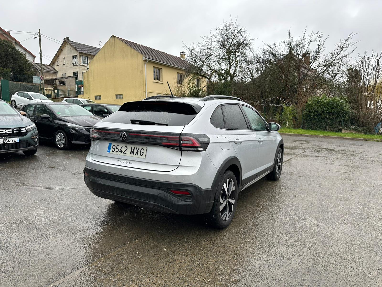 Achat VOLKSWAGEN TAIGO 1.0 TSI 115 Ch LIFE DSG7 20/12/2024 en France pour importation en Algérie (Occasion). Spécialiste Export -3 ans, CCR, Mujahid chez DJ CAR. Réf anwx0iz4