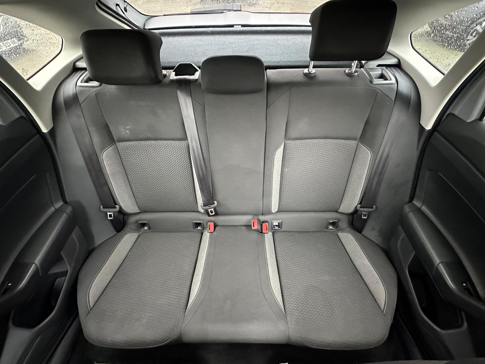 Achat VOLKSWAGEN TAIGO 1.0 TSI 115 Ch LIFE DSG7 20/12/2024 en France pour importation en Algérie (Occasion). Spécialiste Export -3 ans, CCR, Mujahid chez DJ CAR. Réf anwx0iz4