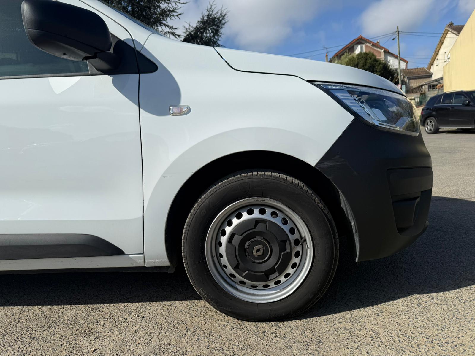 RENAULT EXPRESS VAN 1.3 TCE 100 EXPRESS VAN – 22 CONFORT