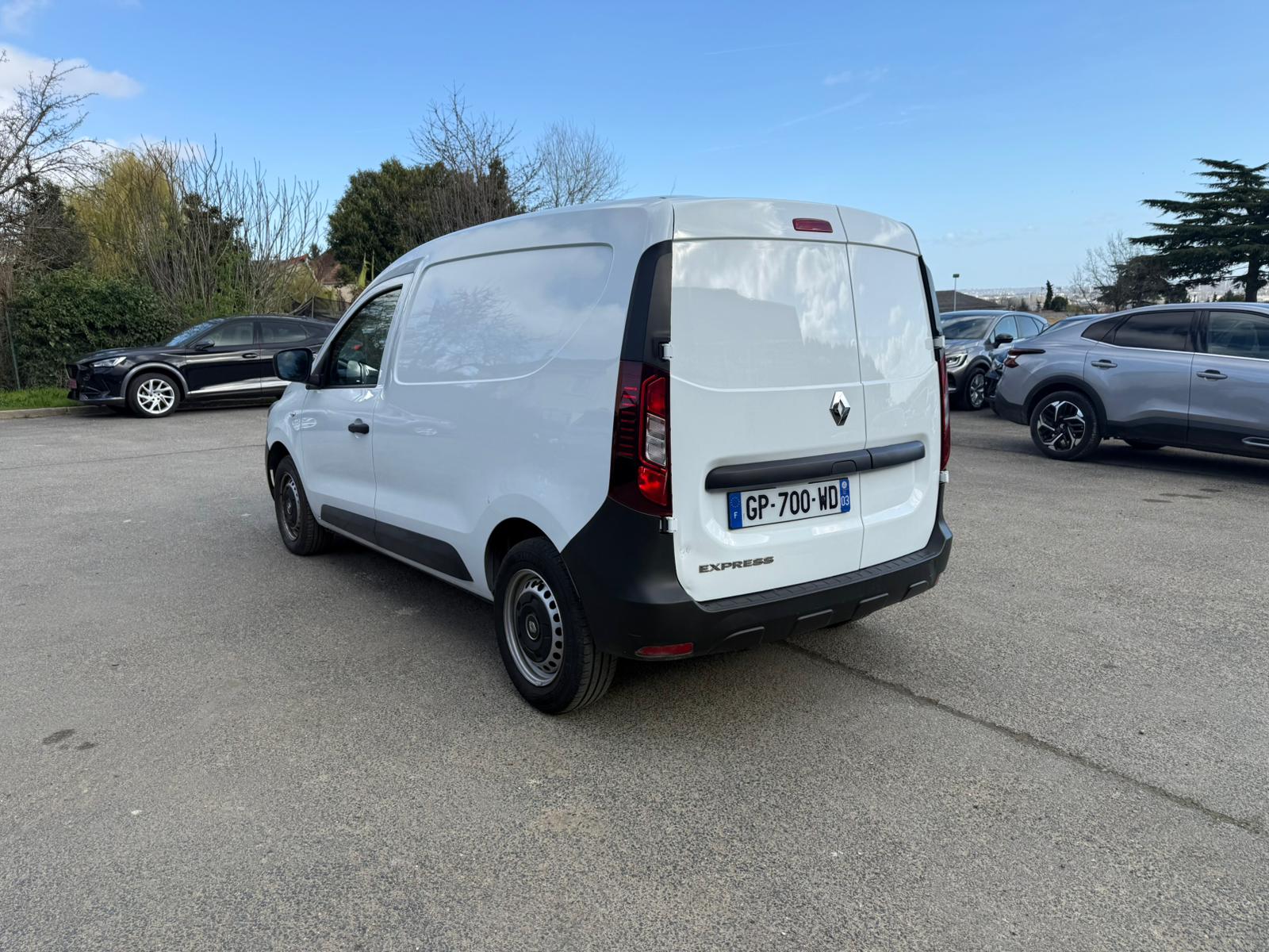 RENAULT EXPRESS VAN 1.3 TCE 100 EXPRESS VAN – 22 CONFORT