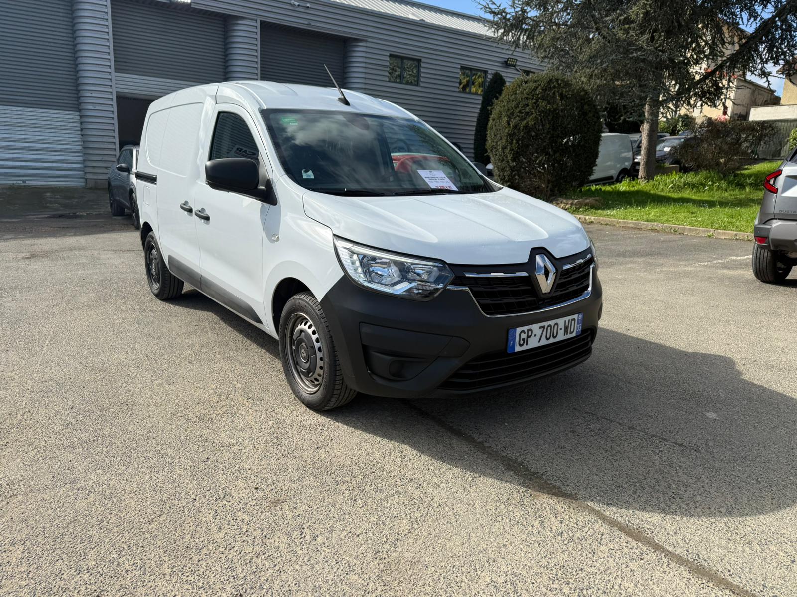 RENAULT EXPRESS VAN 1.3 TCE 100 EXPRESS VAN – 22 CONFORT