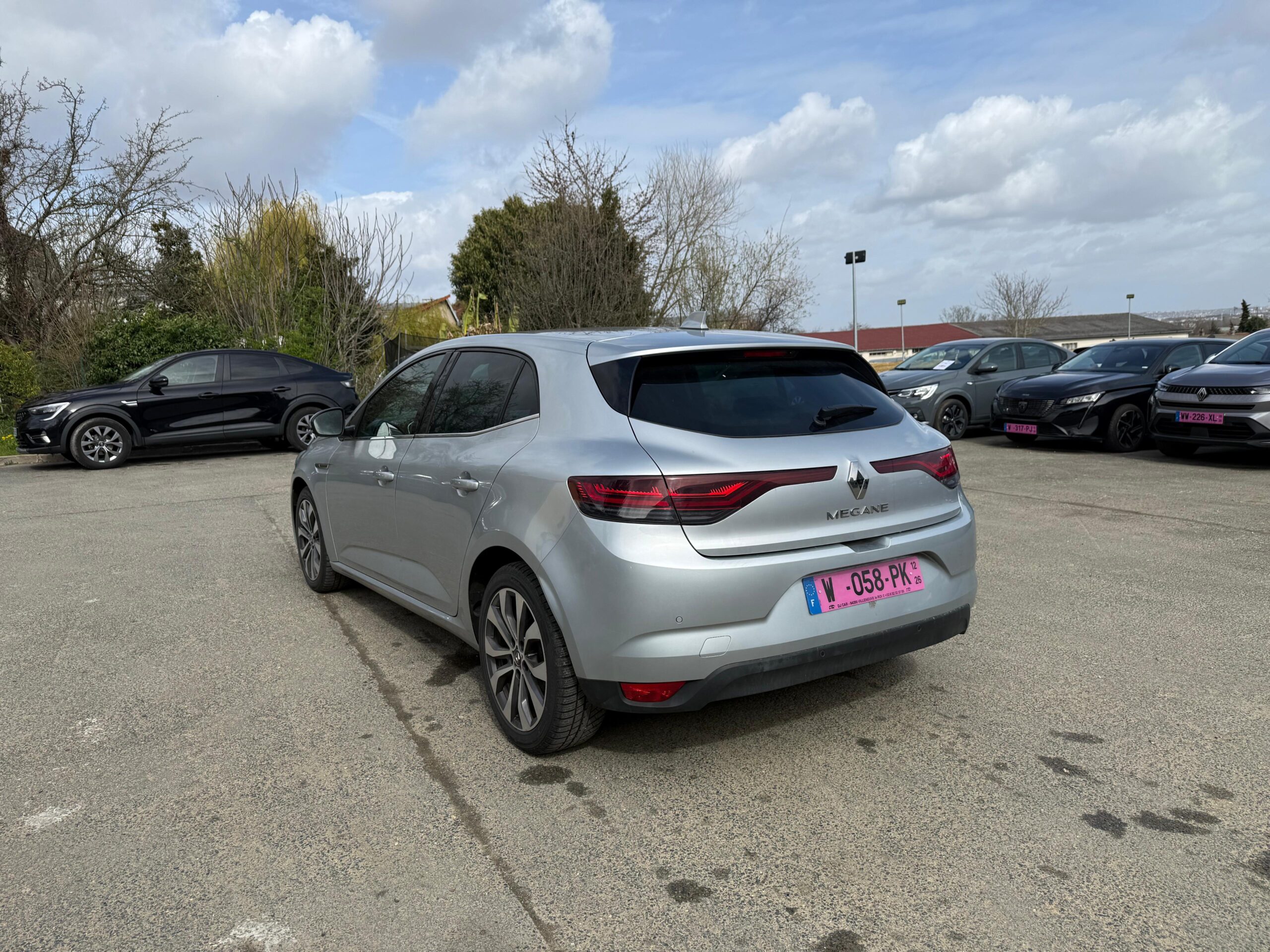 RENAULT MEGANE IV 1.3 TCe 140 EDC Techno – 5P