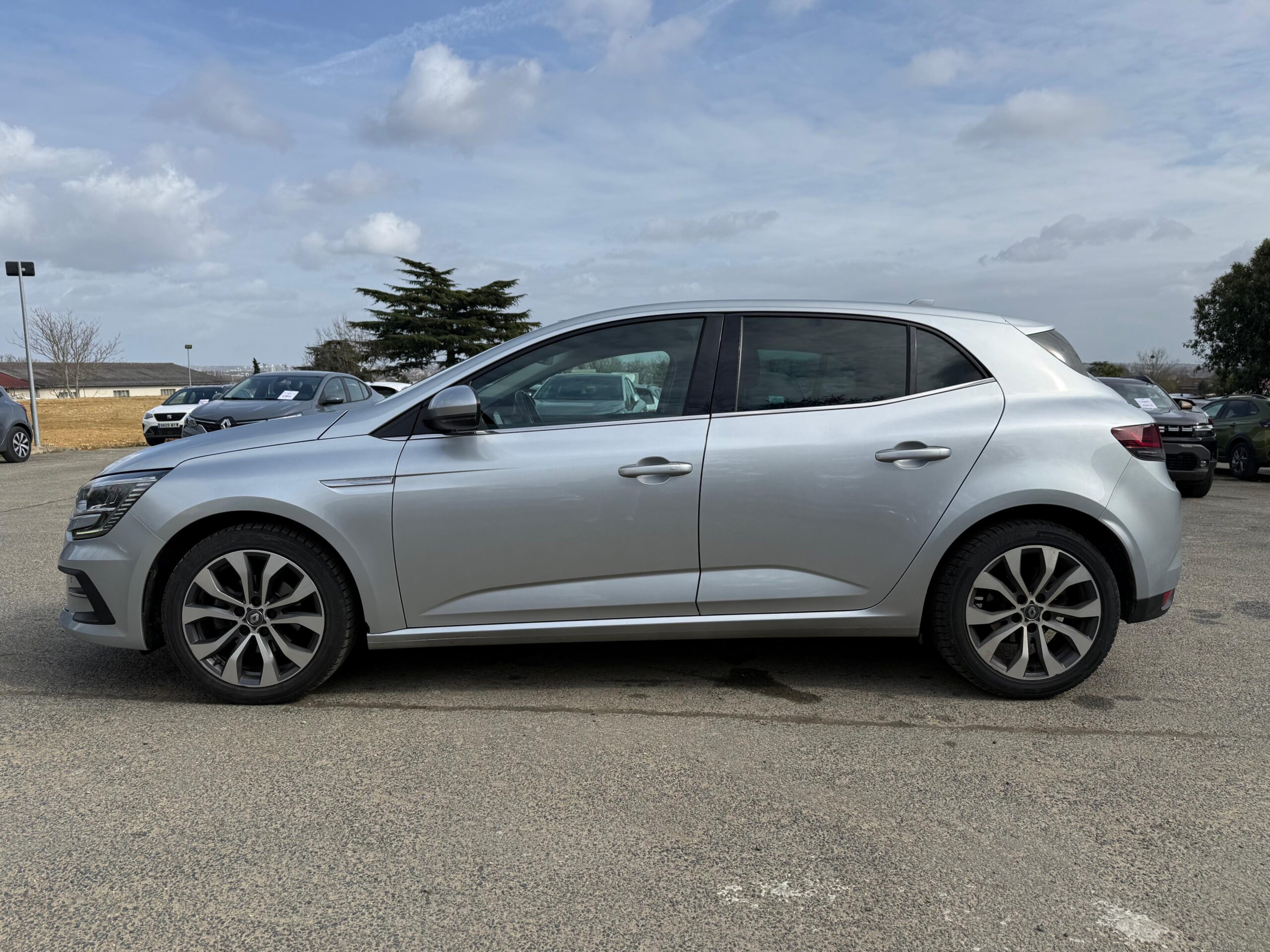 RENAULT MEGANE IV 1.3 TCe 140 EDC Techno – 5P