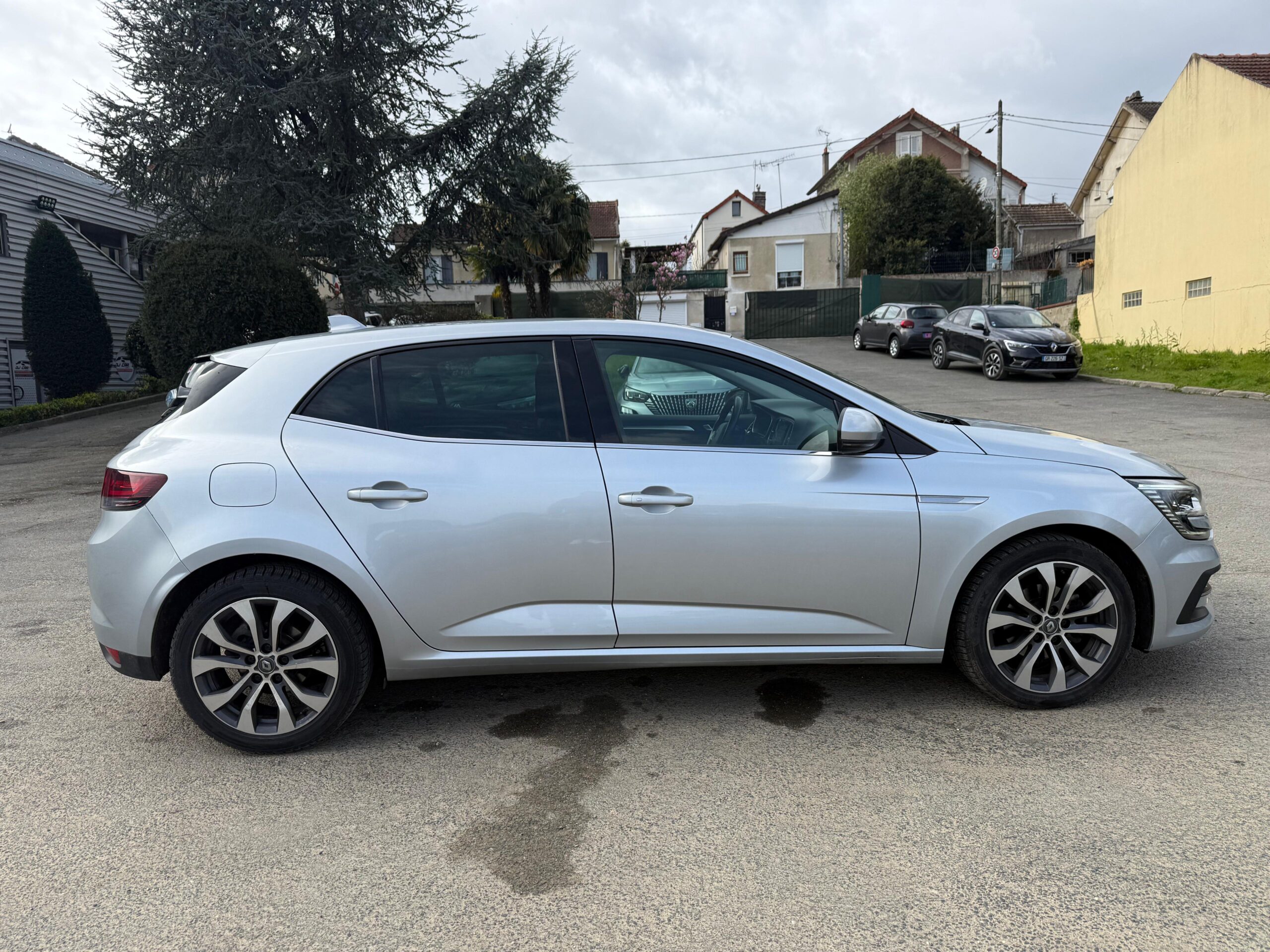 RENAULT MEGANE IV 1.3 TCe 140 EDC Techno – 5P