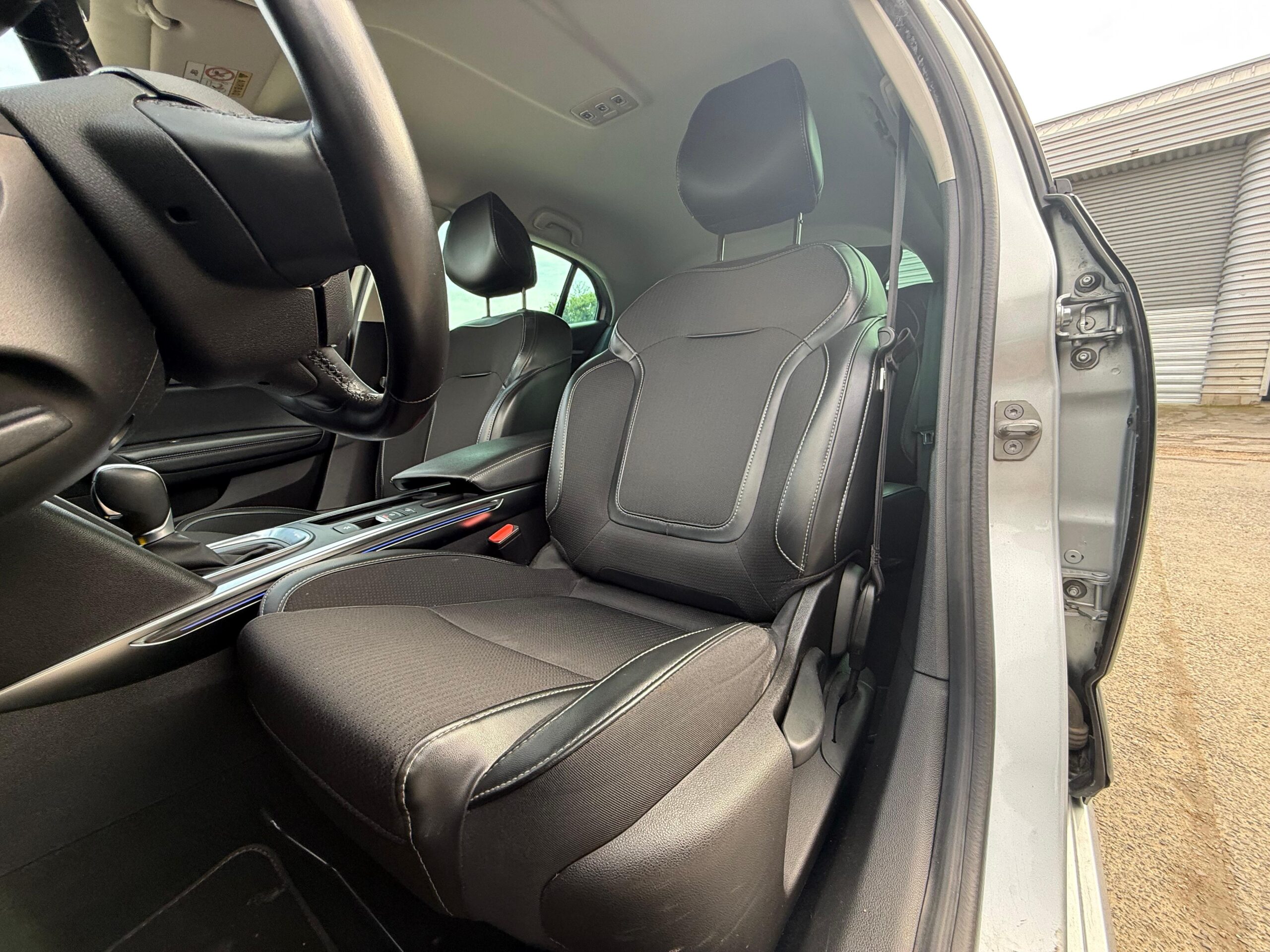 RENAULT MEGANE IV 1.3 TCe 140 EDC Techno – 5P