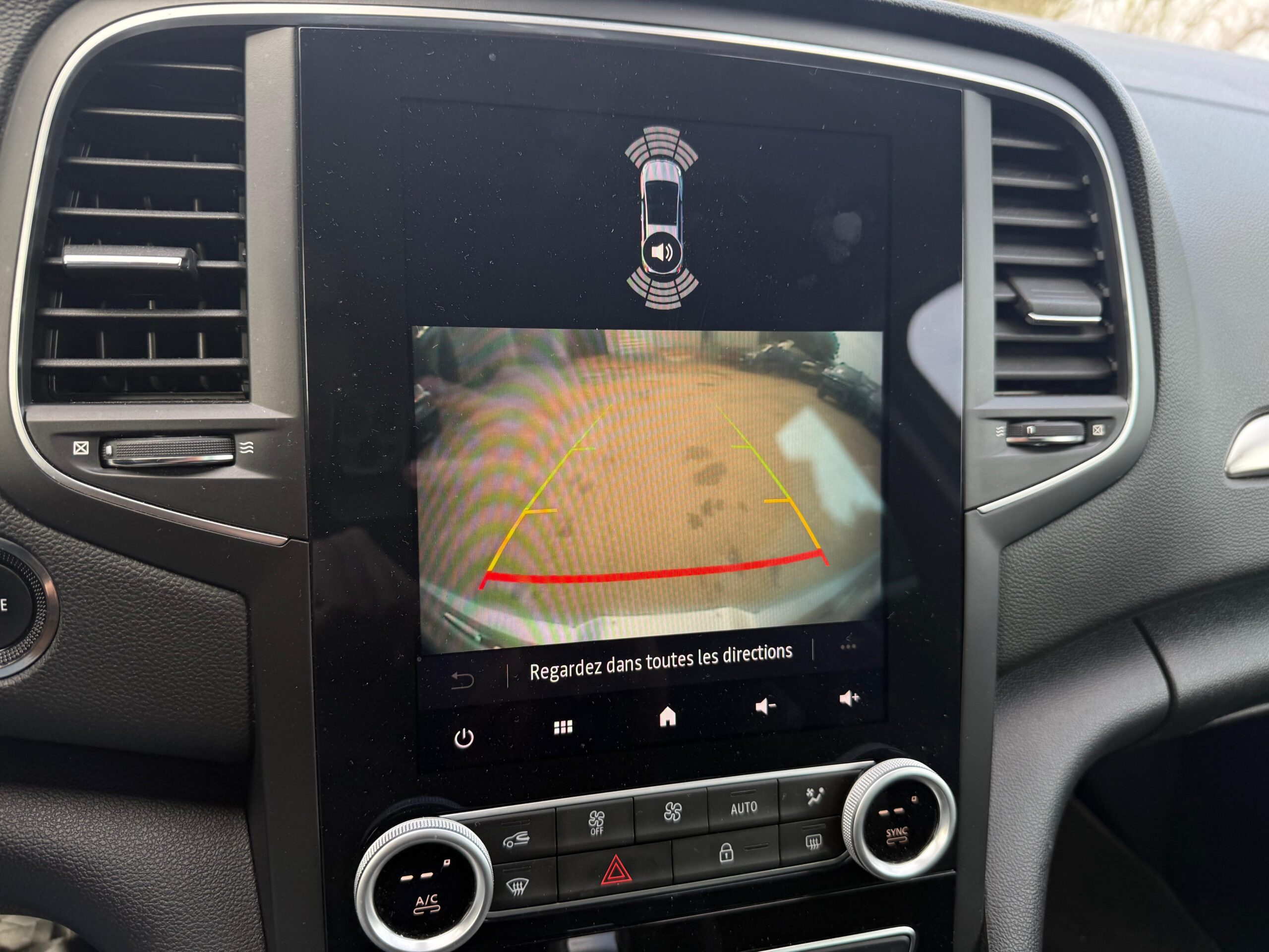 RENAULT MEGANE IV 1.3 TCe 140 EDC Techno – 5P