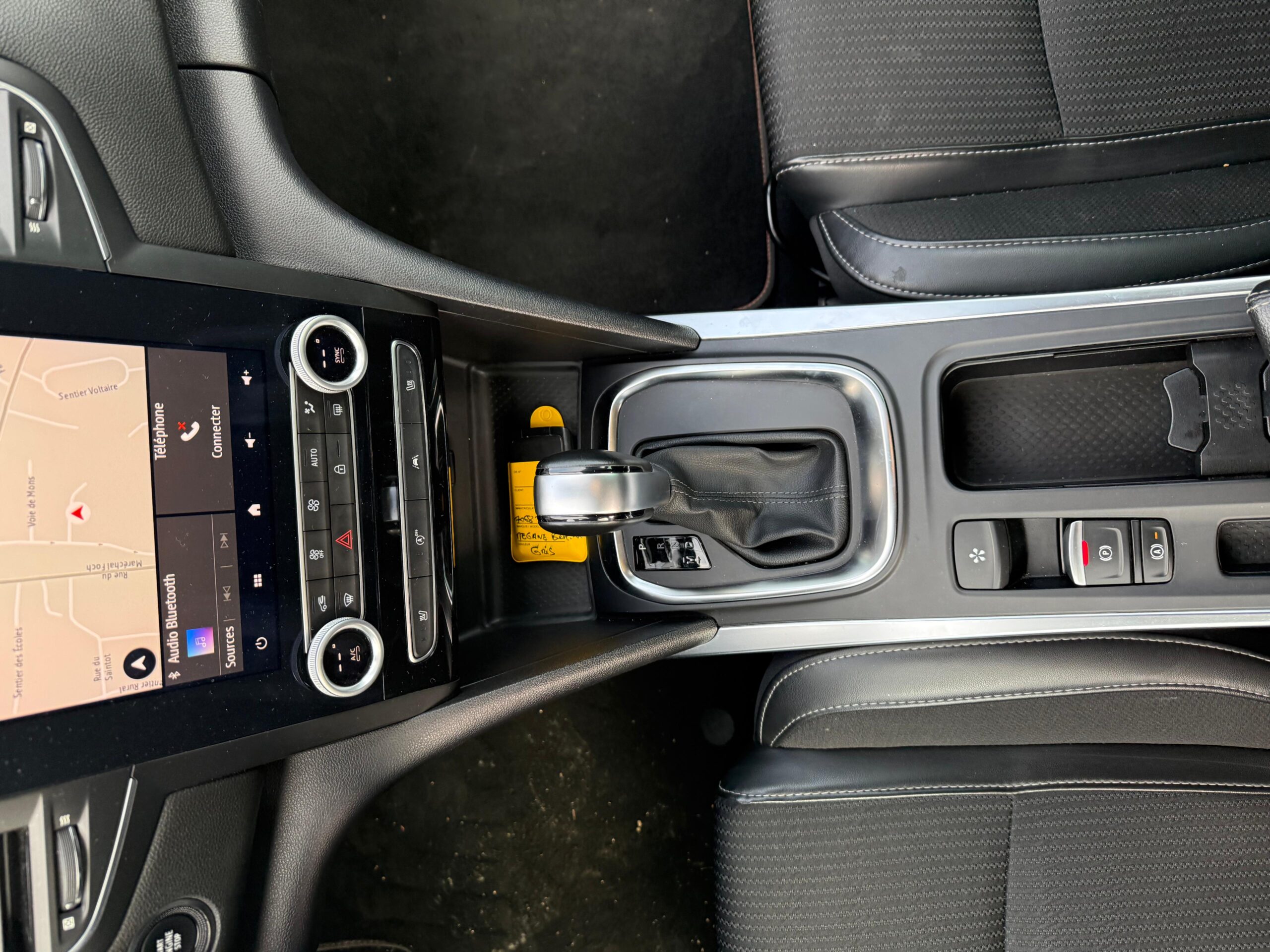 RENAULT MEGANE IV 1.3 TCe 140 EDC Techno – 5P