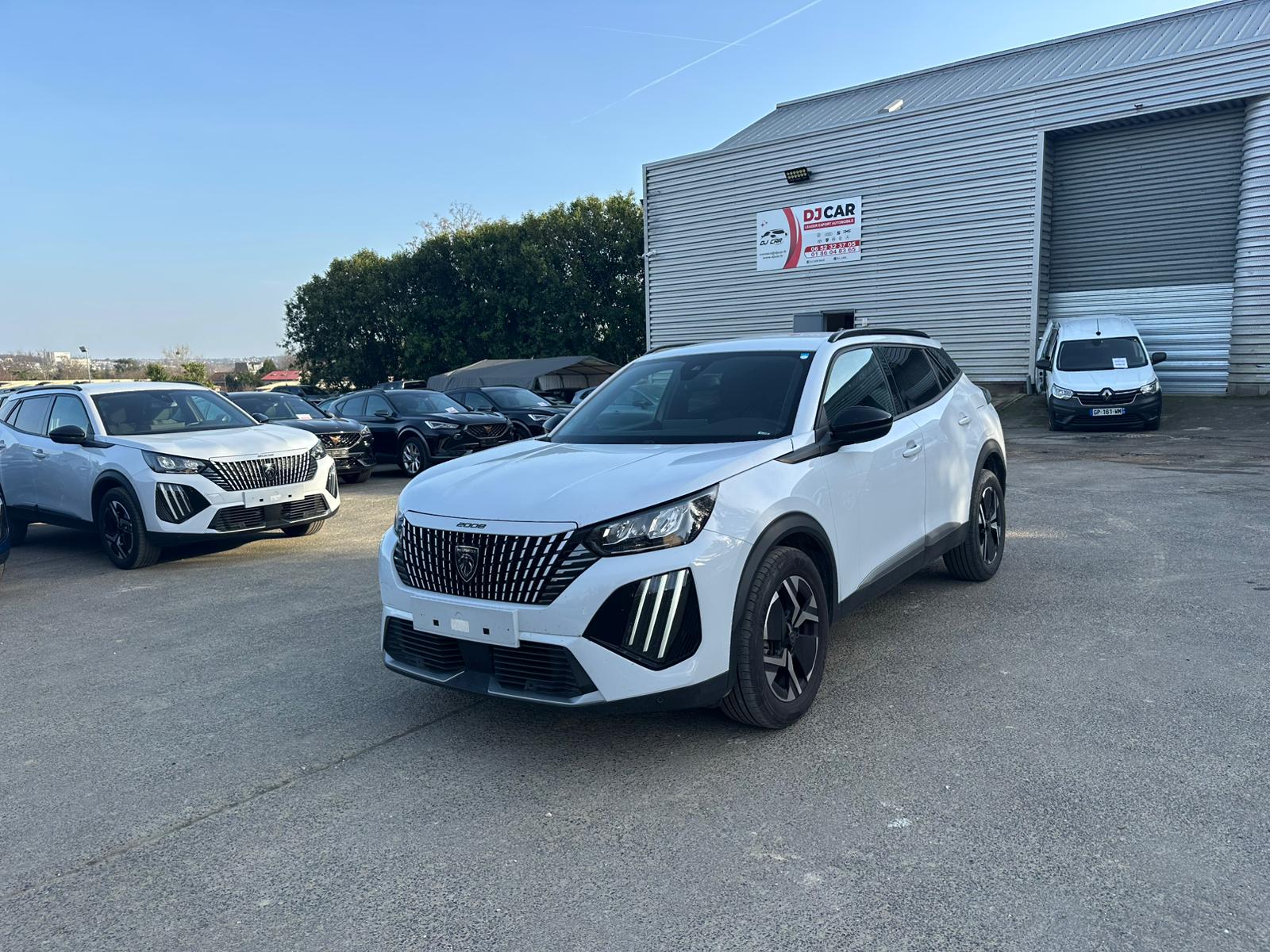 Achat PEUGEOT 2008 1.2 PureTech 100ch S&S BVM6 Allure – 5P 07/03/2025 en France pour importation en Algérie (Occasion). Spécialiste Export -3 ans, CCR, Mujahid chez DJ CAR. Réf qcs0s9t