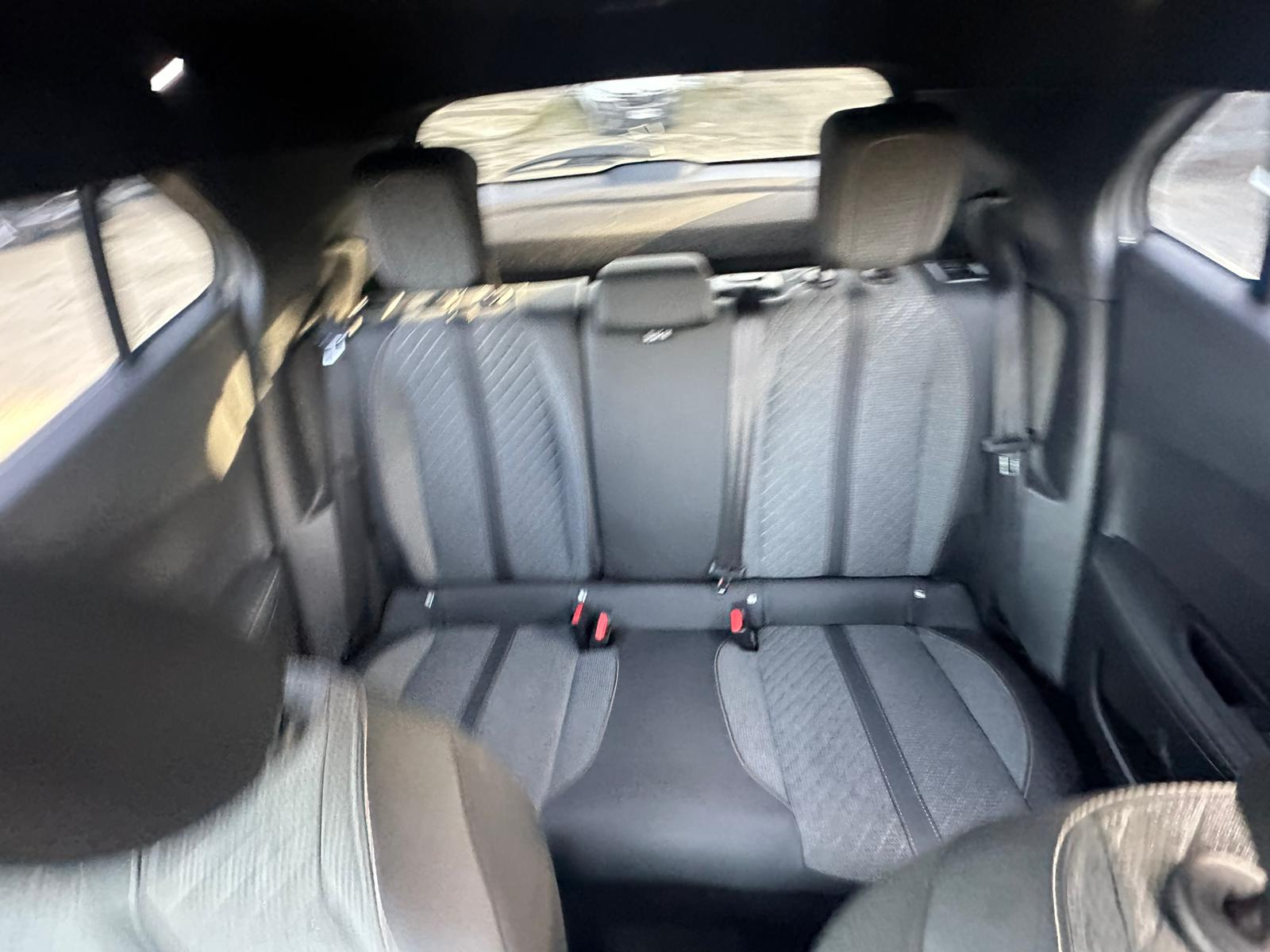 Achat PEUGEOT 2008 1.2 PureTech 100ch S&S BVM6 Allure – 5P 07/03/2025 en France pour importation en Algérie (Occasion). Spécialiste Export -3 ans, CCR, Mujahid chez DJ CAR. Réf qcs0s9t