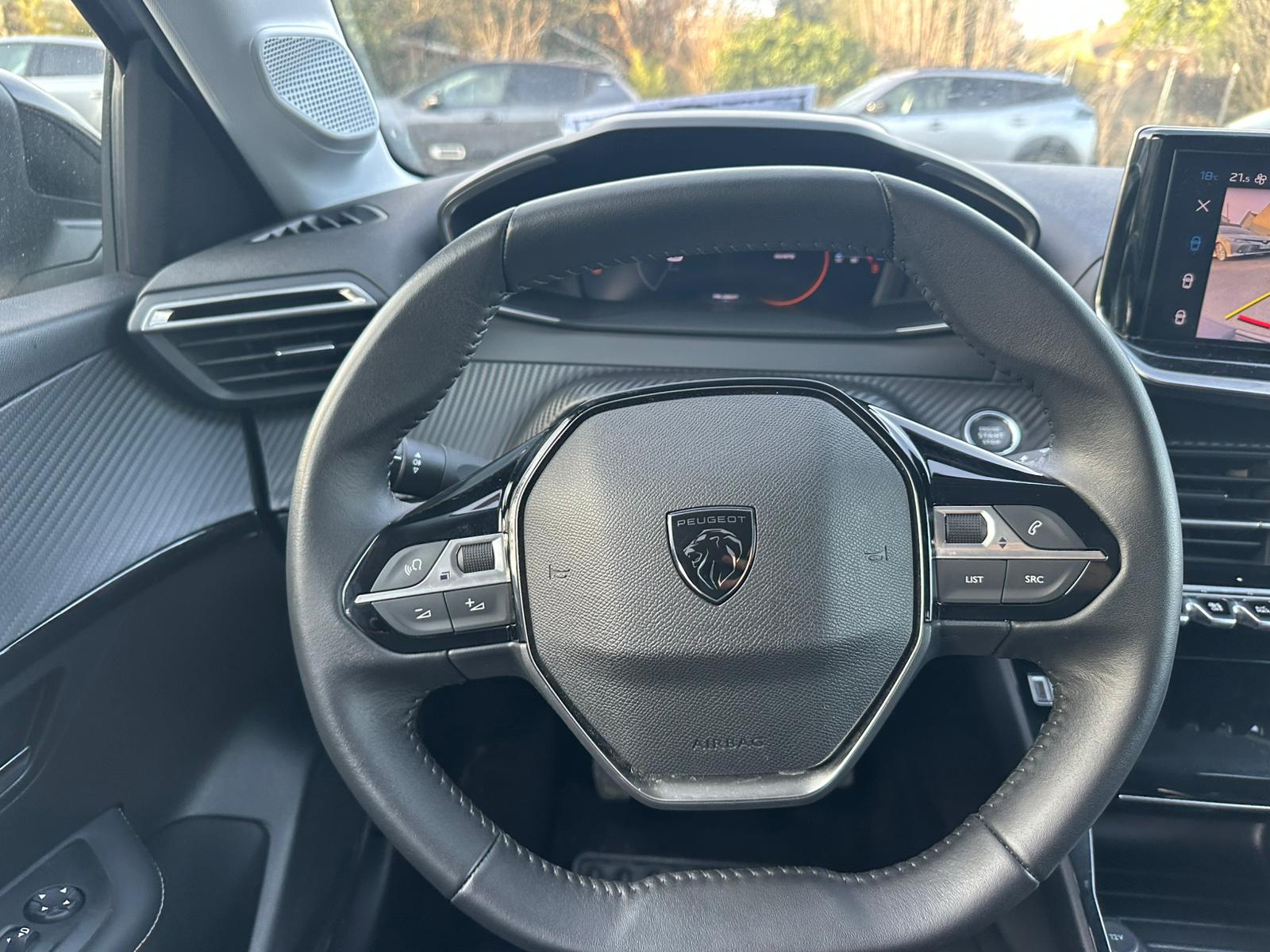 Achat PEUGEOT 208 1.2 PureTech 100 S&S BVM6 Allure – 5P 22/02/2024 en France pour importation en Algérie (Occasion). Spécialiste Export -3 ans, CCR, Mujahid chez DJ CAR. Réf 1ldvf1oec