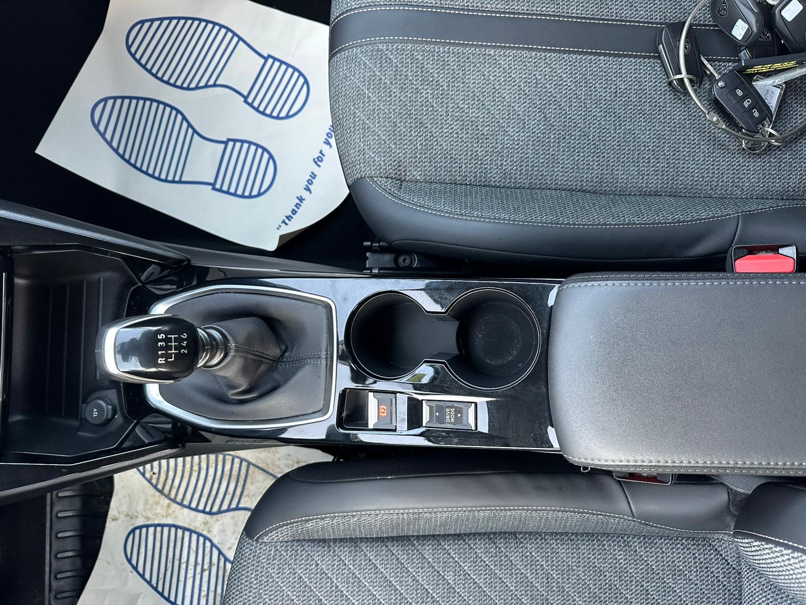 Achat PEUGEOT 208 1.2 PureTech 100 S&S BVM6 Allure – 5P 22/02/2024 en France pour importation en Algérie (Occasion). Spécialiste Export -3 ans, CCR, Mujahid chez DJ CAR. Réf 1ldvf1oec