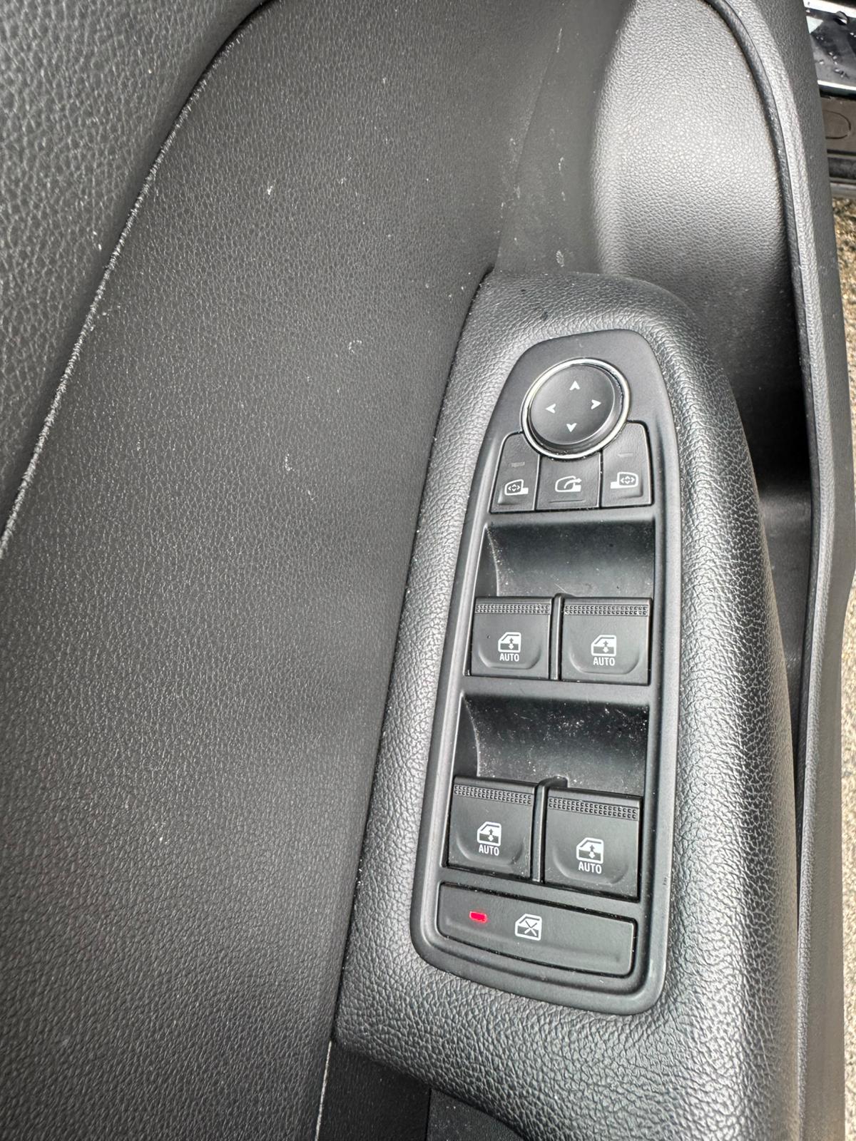 Achat RENAULT ARKANA 1.3 TCe 140 EDC EVOLUTION – BVA7 31/07/2023 en France pour importation en Algérie (Occasion). Spécialiste Export -3 ans, CCR, Mujahid chez DJ CAR. Réf 1f9dkpytx