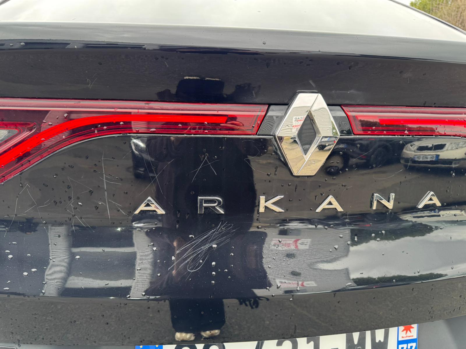 Achat RENAULT ARKANA 1.3 TCe 140 EDC EVOLUTION – BVA7 31/07/2023 en France pour importation en Algérie (Occasion). Spécialiste Export -3 ans, CCR, Mujahid chez DJ CAR. Réf 1f9dkpytx