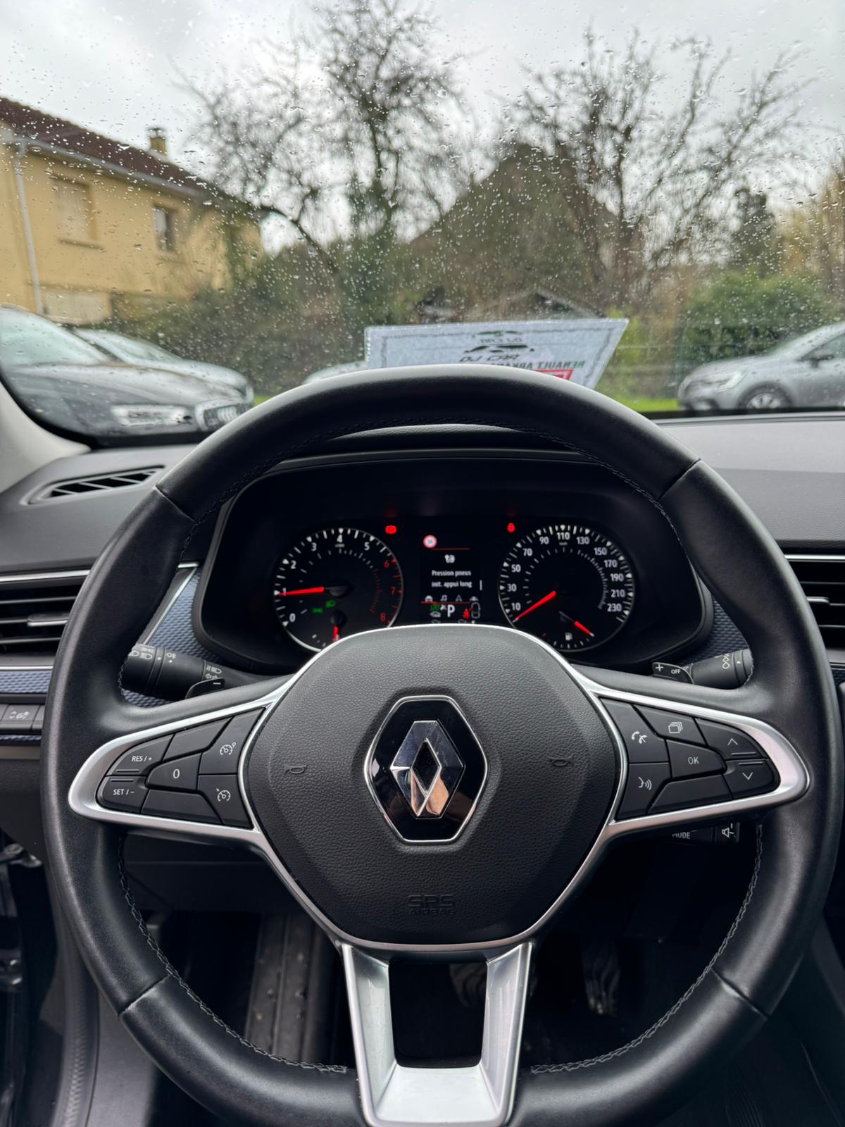 Achat RENAULT ARKANA 1.3 TCe 140 EDC EVOLUTION – BVA7 31/07/2023 en France pour importation en Algérie (Occasion). Spécialiste Export -3 ans, CCR, Mujahid chez DJ CAR. Réf 1f9dkpytx