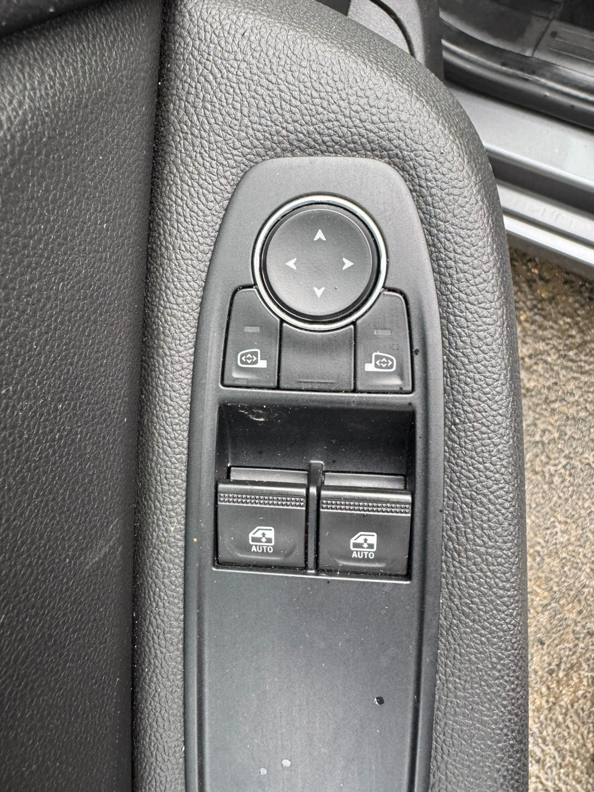 Achat RENAULT CLIO V 1.0 TCe 90 Equilibre – 5P 19/06/2023 en France pour importation en Algérie (Occasion). Spécialiste Export -3 ans, CCR, Mujahid chez DJ CAR. Réf 4nzzulkz