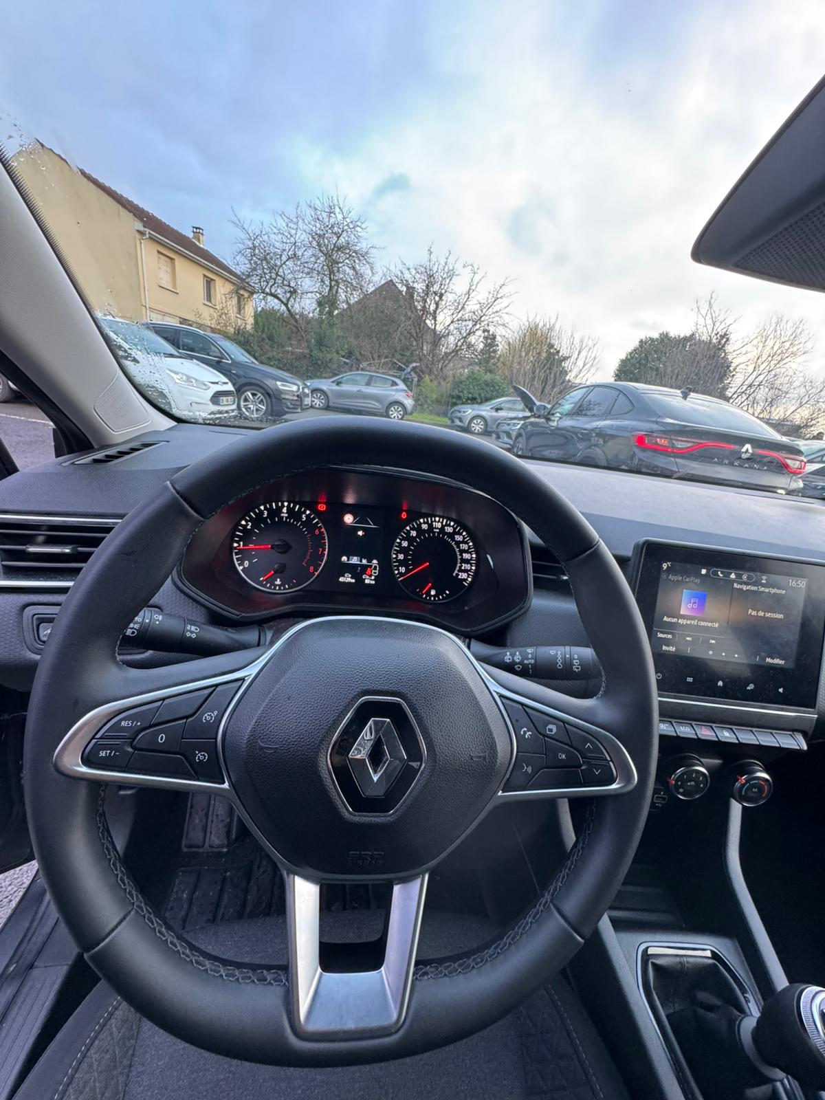 Achat RENAULT CLIO V 1.0 TCe 90 Equilibre – 5P 05/10/2023 en France pour importation en Algérie (Occasion). Spécialiste Export -3 ans, CCR, Mujahid chez DJ CAR. Réf cdxl89nj