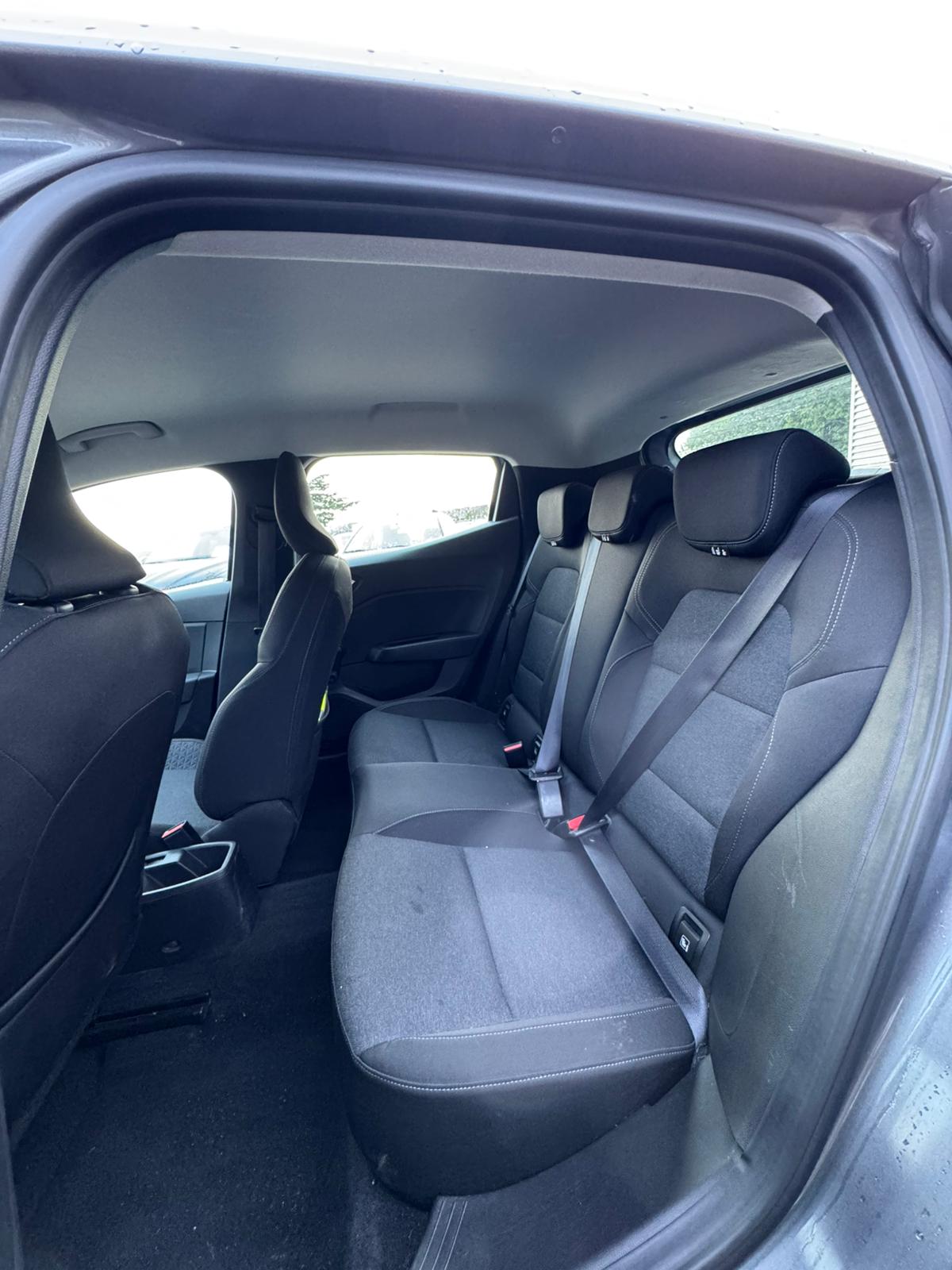 Achat RENAULT CLIO V 1.0 TCe 90 Equilibre – 5P 05/10/2023 en France pour importation en Algérie (Occasion). Spécialiste Export -3 ans, CCR, Mujahid chez DJ CAR. Réf cdxl89nj