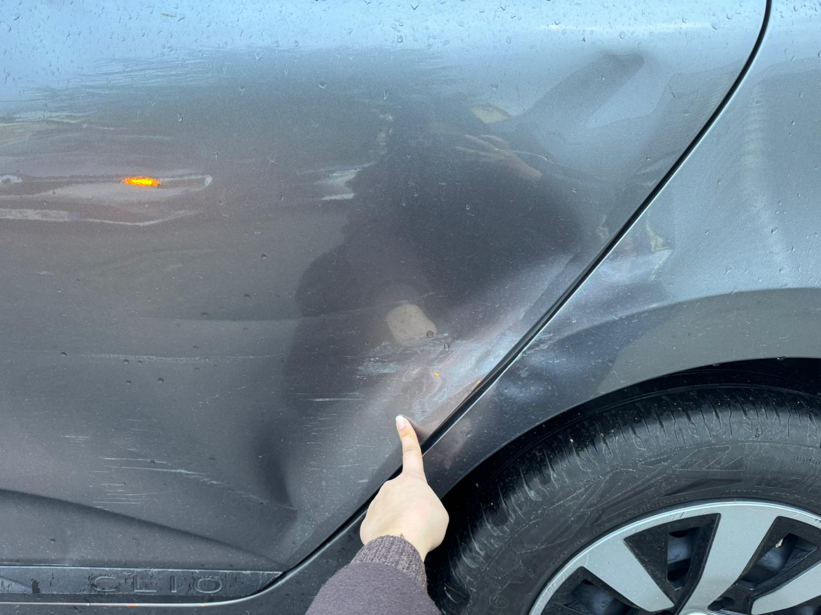 Achat RENAULT CLIO V 1.0 TCe 90 Equilibre – 5P 05/10/2023 en France pour importation en Algérie (Occasion). Spécialiste Export -3 ans, CCR, Mujahid chez DJ CAR. Réf cdxl89nj