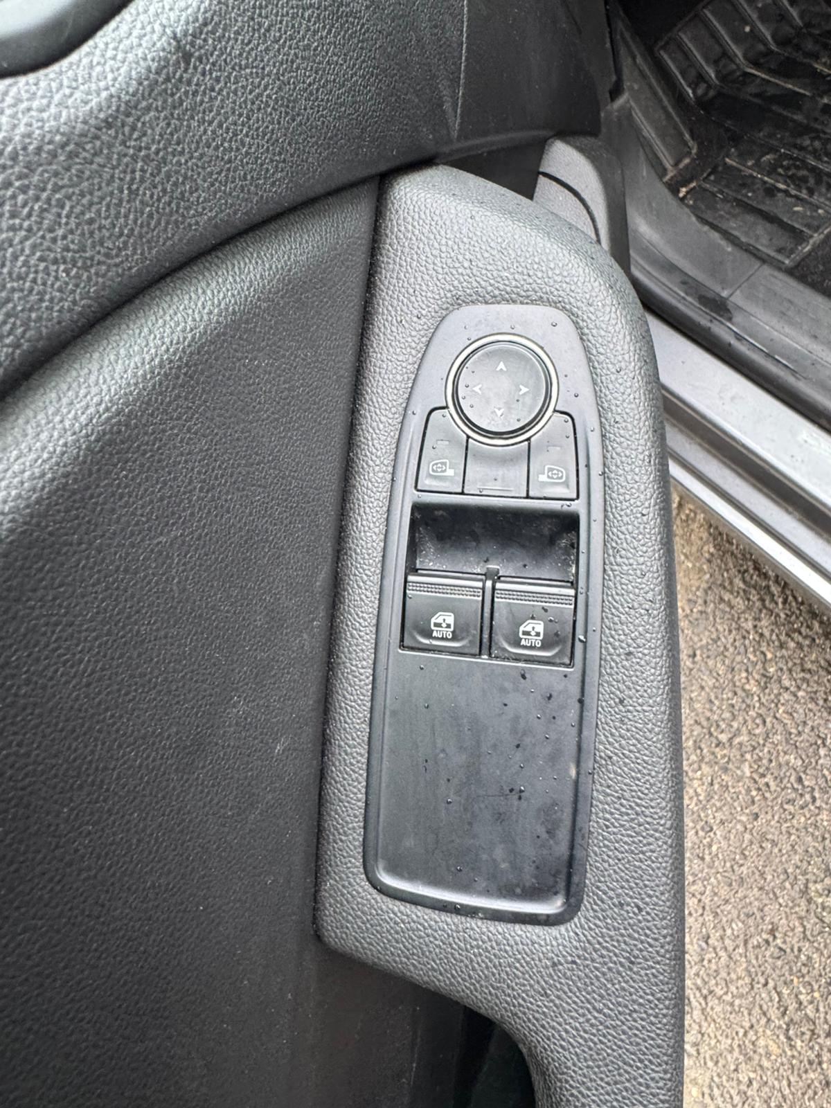 Achat RENAULT CLIO V 1.0 TCe 90 Equilibre – 5P 05/10/2023 en France pour importation en Algérie (Occasion). Spécialiste Export -3 ans, CCR, Mujahid chez DJ CAR. Réf qb513vj