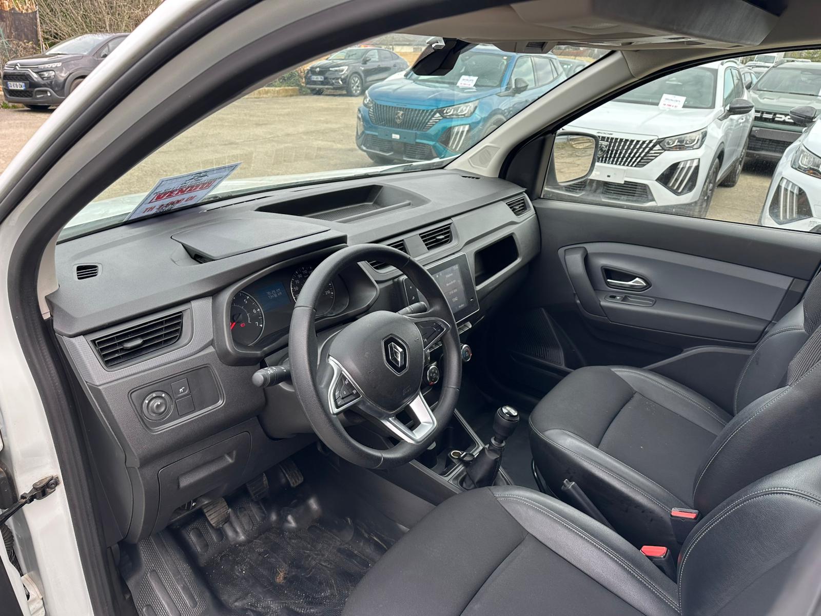 Achat RENAULT EXPRESS VAN 1.3 TCE 100 EXPRESS VAN – 22 CONFORT 28/06/2023 en France pour importation en Algérie (Occasion). Spécialiste Export -3 ans, CCR, Mujahid chez DJ CAR. Réf 2bu6nvwwn