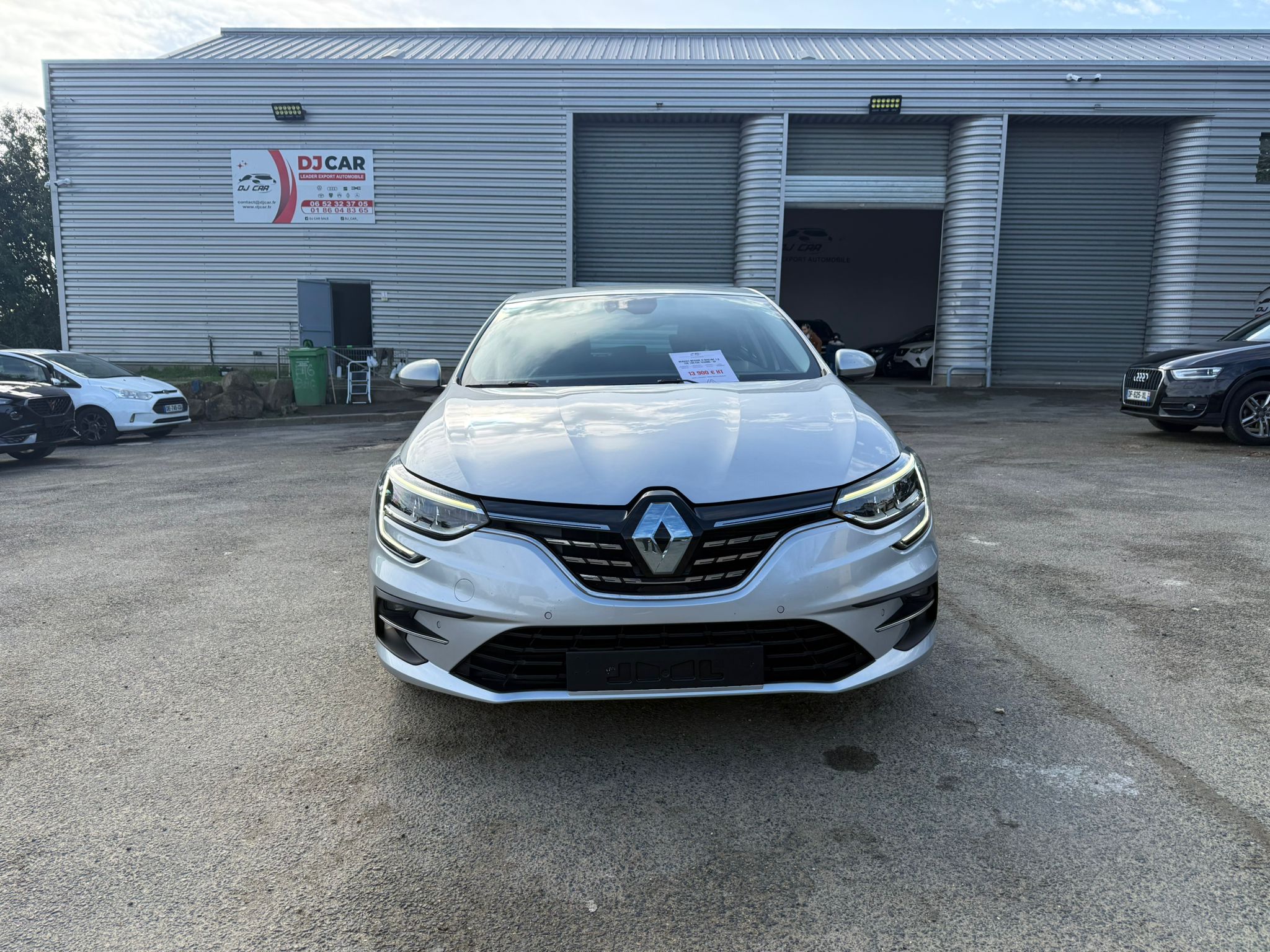 Achat RENAULT MEGANE IV BERLINE 1.3 TCe 140 EDC Techno – 5P 28/06/2023 en France pour importation en Algérie (Occasion). Spécialiste Export -3 ans, CCR, Mujahid chez DJ CAR. Réf nbb8i1re