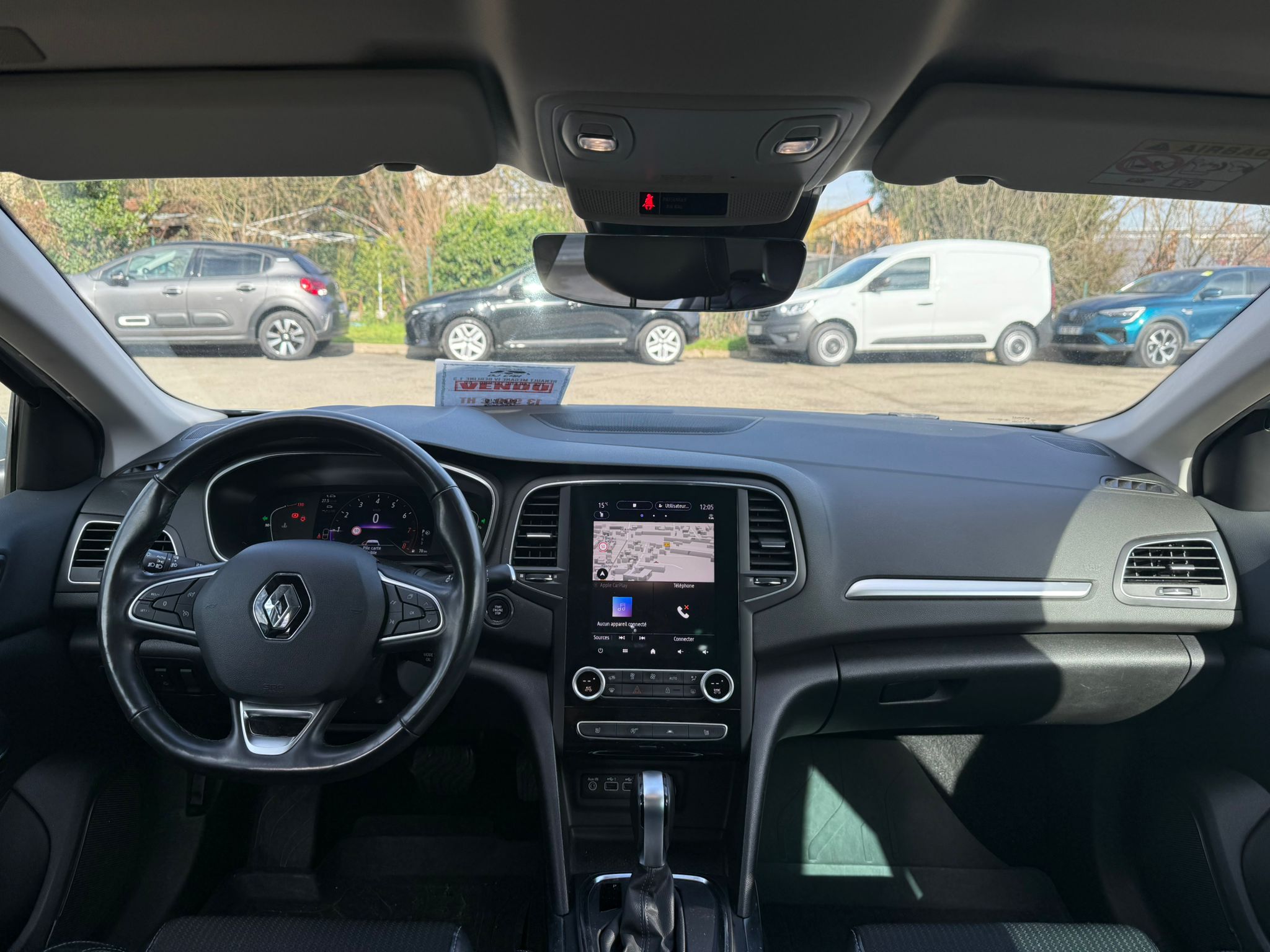 Achat RENAULT MEGANE IV BERLINE 1.3 TCe 140 EDC Techno – 5P 28/06/2023 en France pour importation en Algérie (Occasion). Spécialiste Export -3 ans, CCR, Mujahid chez DJ CAR. Réf nbb8i1re