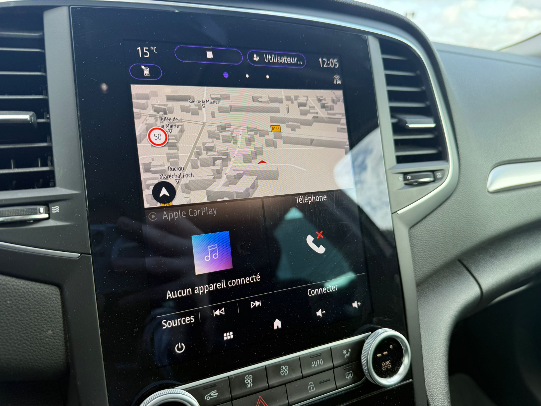 Achat RENAULT MEGANE IV BERLINE 1.3 TCe 140 EDC Techno – 5P 28/06/2023 en France pour importation en Algérie (Occasion). Spécialiste Export -3 ans, CCR, Mujahid chez DJ CAR. Réf nbb8i1re