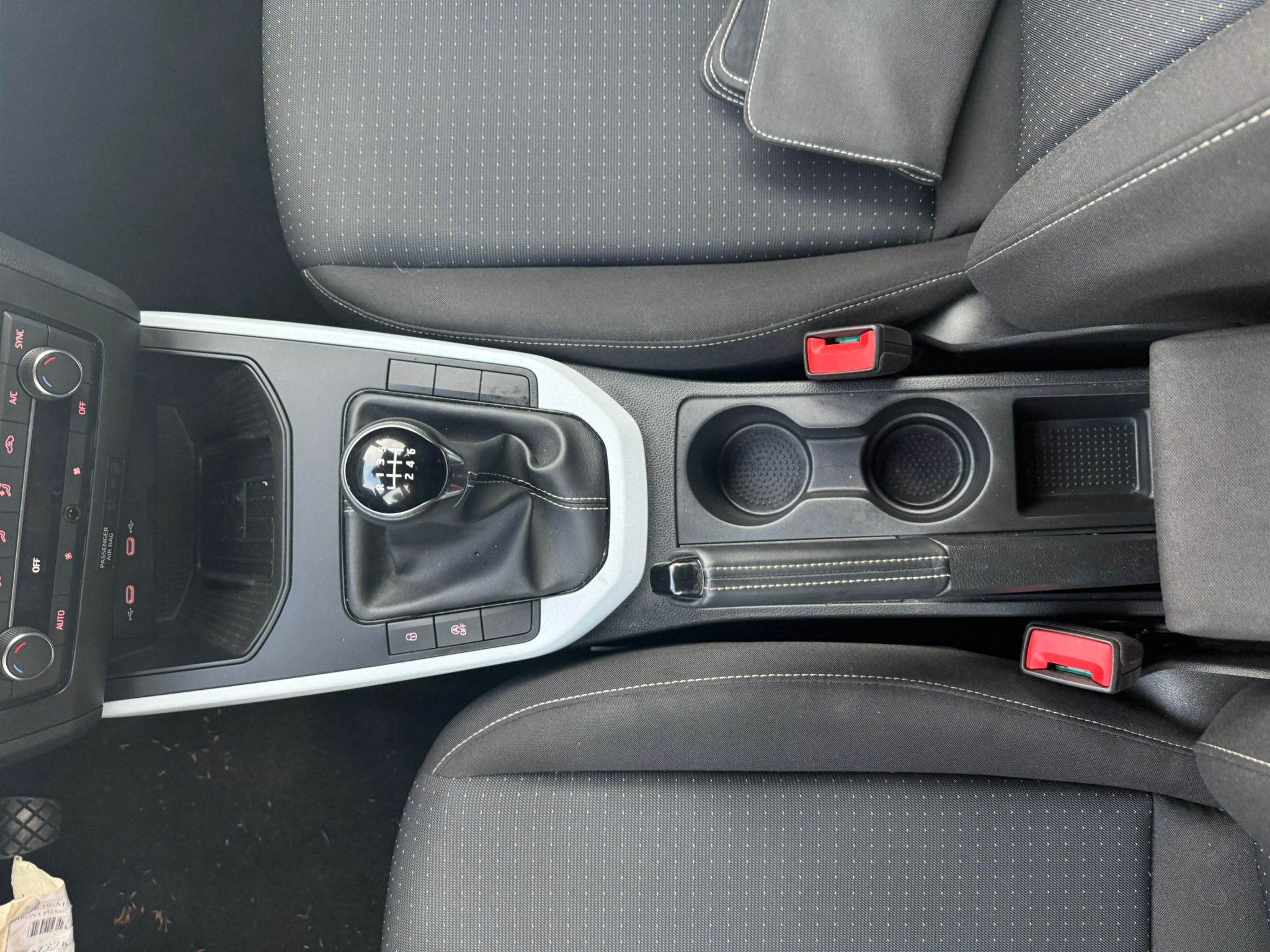 Achat SEAT ARONA PHASE 2 1,0 TSI 115CH STYLE EDITION SPECIALE 28/02/2025 en France pour importation en Algérie (Occasion). Spécialiste Export -3 ans, CCR, Mujahid chez DJ CAR. Réf 7su4w1