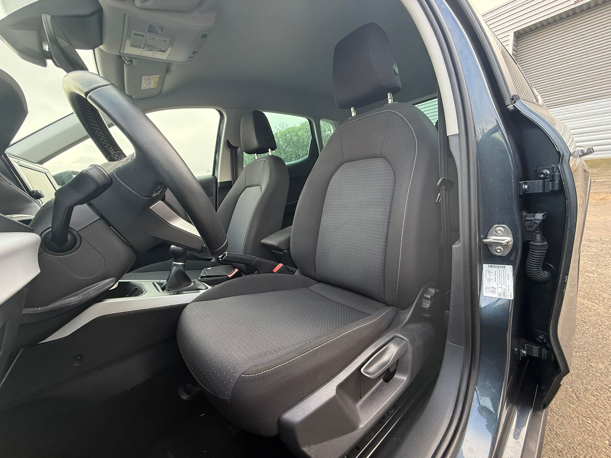 Achat SEAT ARONA PHASE 2 1,0 TSI 115CH STYLE EDITION SPECIALE 28/02/2025 en France pour importation en Algérie (Occasion). Spécialiste Export -3 ans, CCR, Mujahid chez DJ CAR. Réf 7su4w1