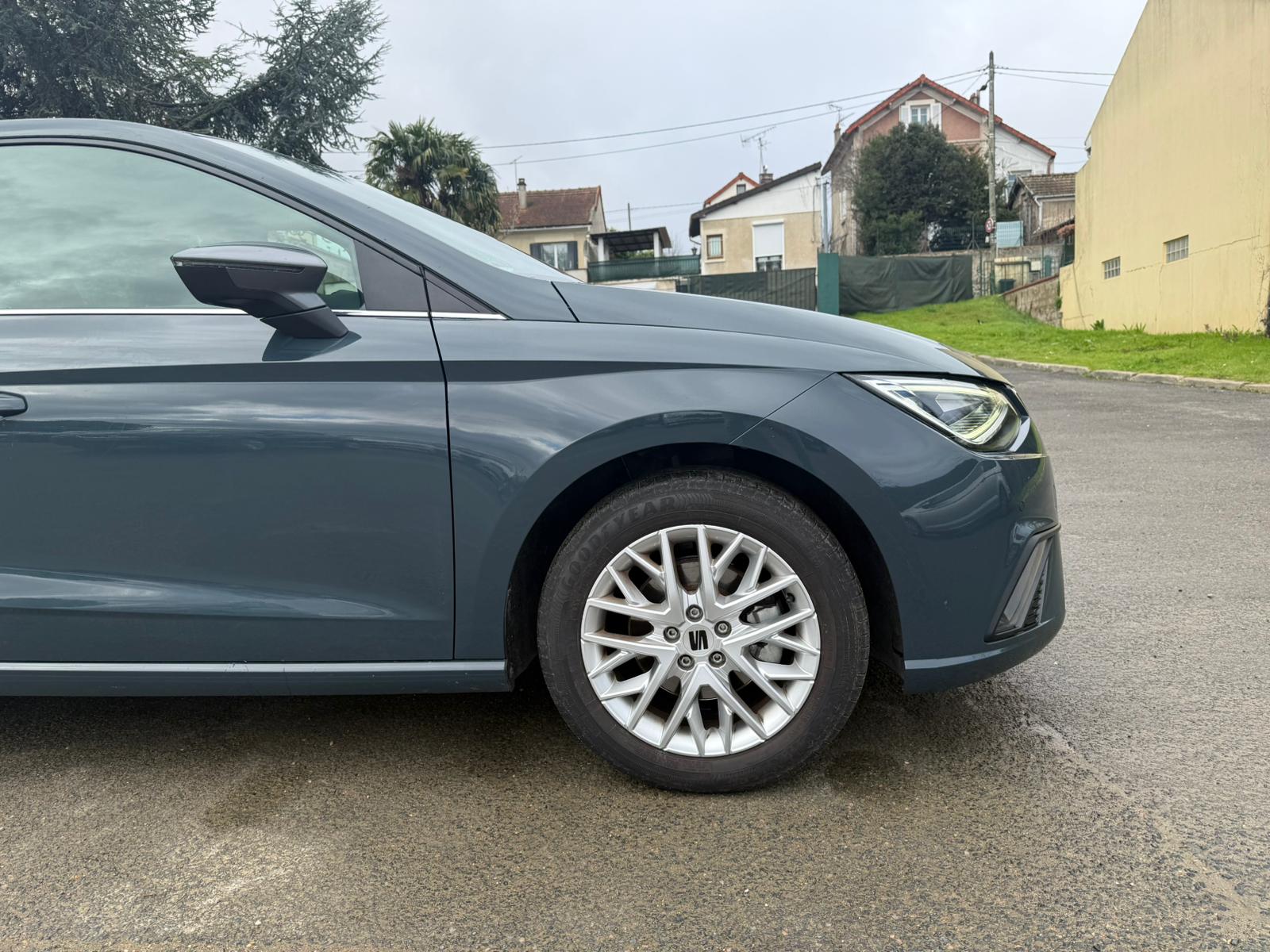 Achat SEAT IBIZA PHASE 2 1,0 TSI 115CH SPECIAL EDITION XCELLENCE 20/03/2025 en France pour importation en Algérie (Occasion). Spécialiste Export -3 ans, CCR, Mujahid chez DJ CAR. Réf jgu9w