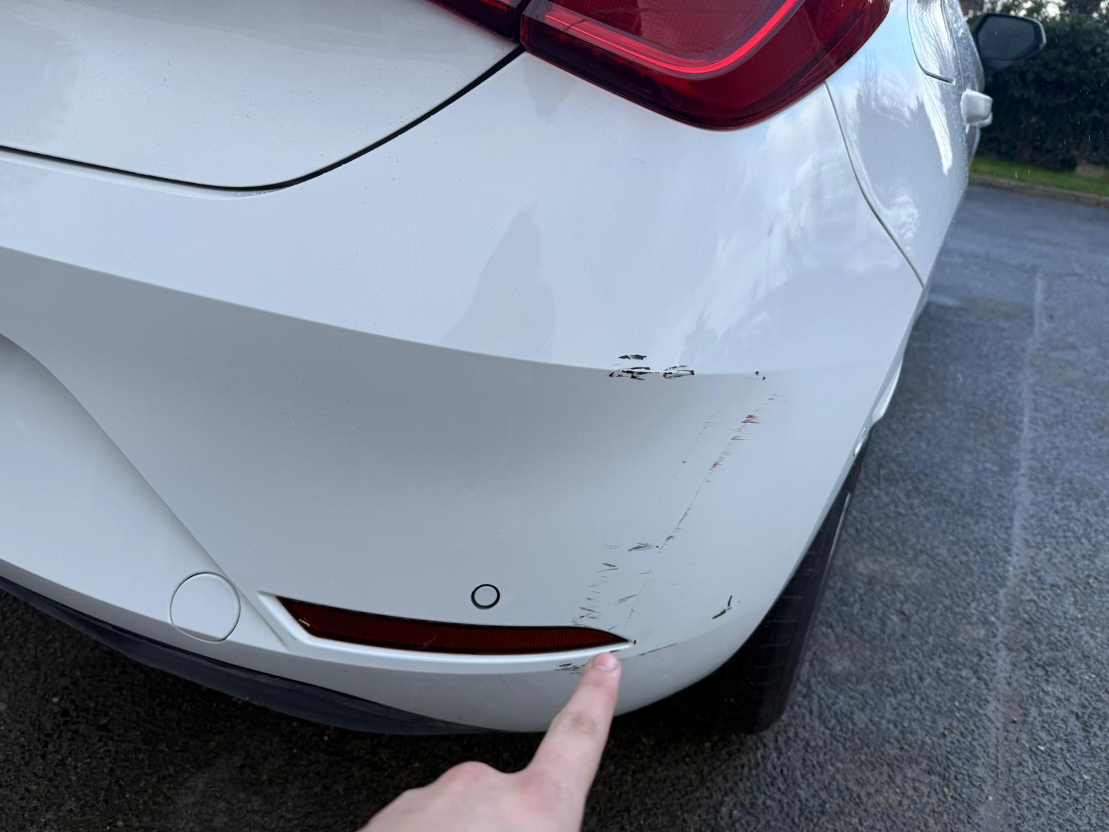 Achat SEAT LEON IV 1,5 TSI 115CV BVM STYLE 25 ANNIVERSAIRE 05/03/2025 en France pour importation en Algérie (Occasion). Spécialiste Export -3 ans, CCR, Mujahid chez DJ CAR. Réf 3xtb3vvc