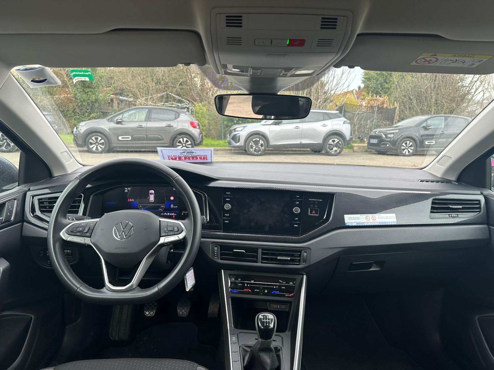 Achat VOLKSWAGEN TAIGO 1.0 TSI 115 BVM6 LIFE – 5P 13/12/2024 en France pour importation en Algérie (Occasion). Spécialiste Export -3 ans, CCR, Mujahid chez DJ CAR. Réf 5joz8ym0