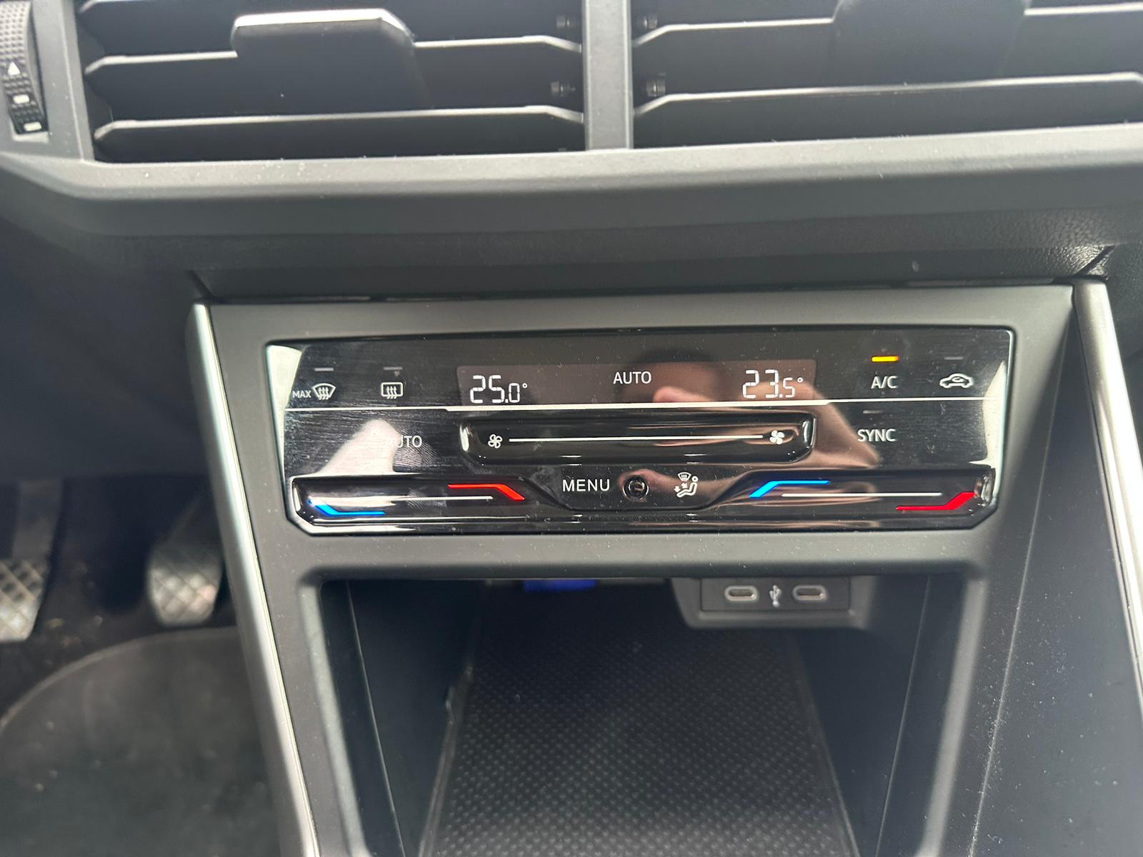 Achat VOLKSWAGEN TAIGO 1.0 TSI 115 BVM6 LIFE – 5P 13/12/2024 en France pour importation en Algérie (Occasion). Spécialiste Export -3 ans, CCR, Mujahid chez DJ CAR. Réf 28zq4p6vt