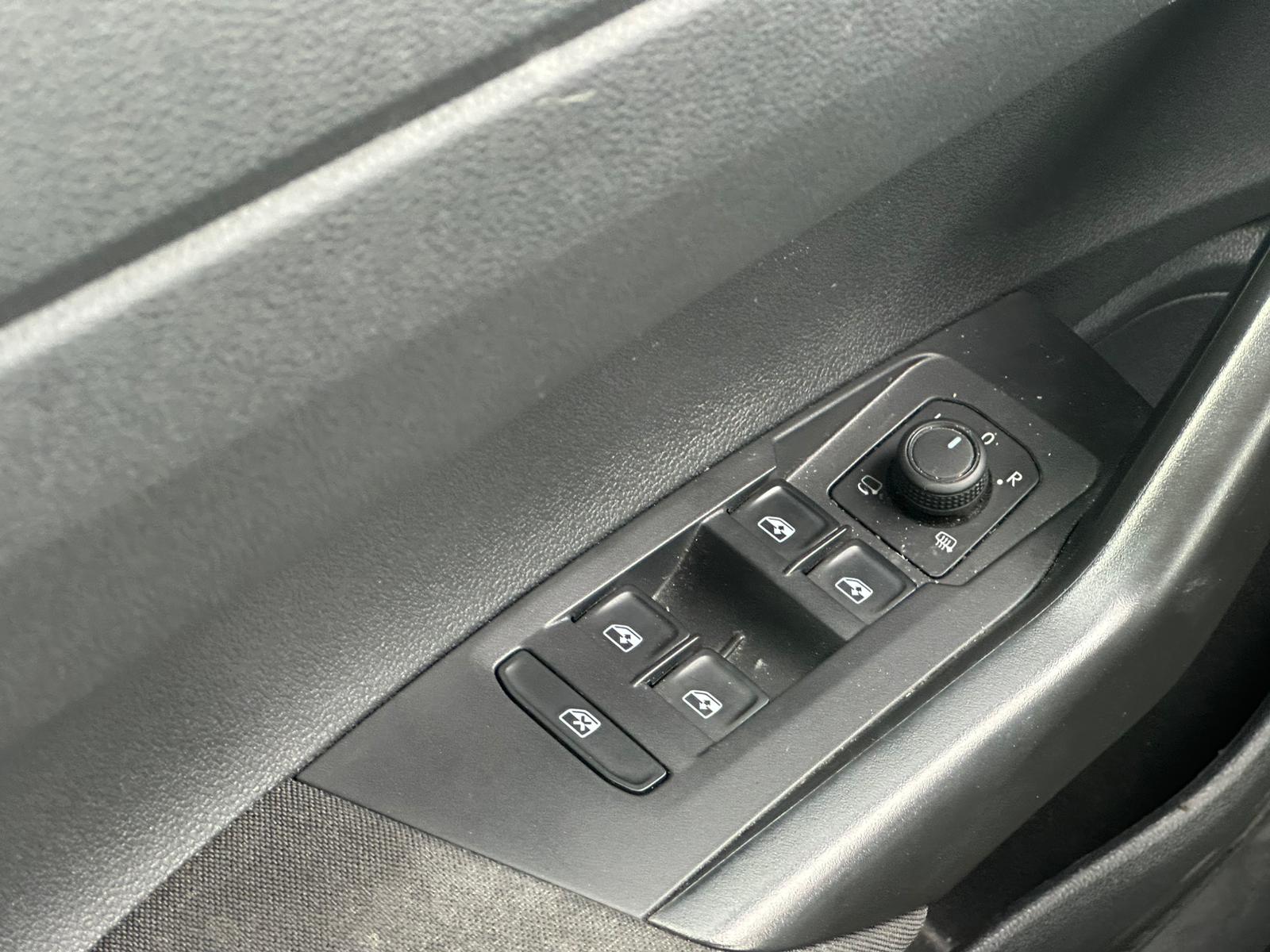 Achat VOLKSWAGEN TAIGO 1.0 TSI 115 BVM6 LIFE – 5P 13/12/2024 en France pour importation en Algérie (Occasion). Spécialiste Export -3 ans, CCR, Mujahid chez DJ CAR. Réf lg629jw