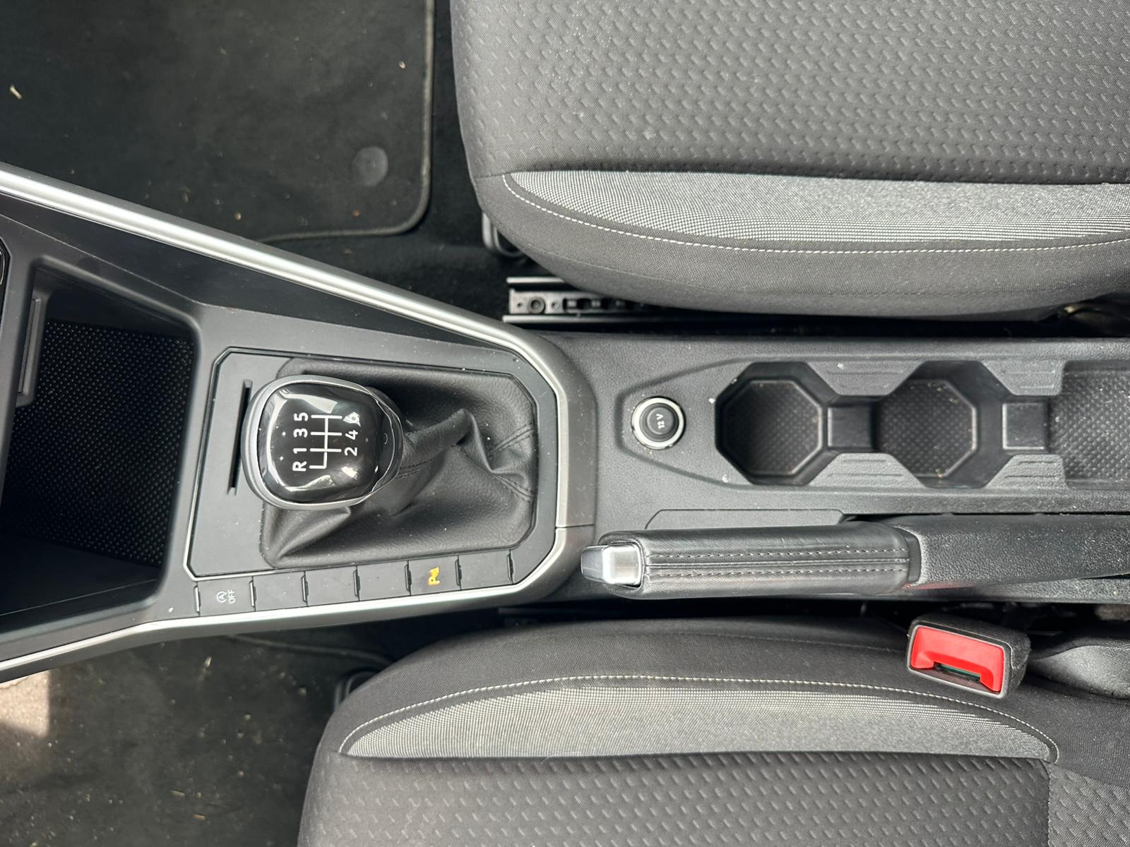 Achat VOLKSWAGEN TAIGO 1.0 TSI 115 BVM6 LIFE – 5P 13/12/2024 en France pour importation en Algérie (Occasion). Spécialiste Export -3 ans, CCR, Mujahid chez DJ CAR. Réf e2h8nl