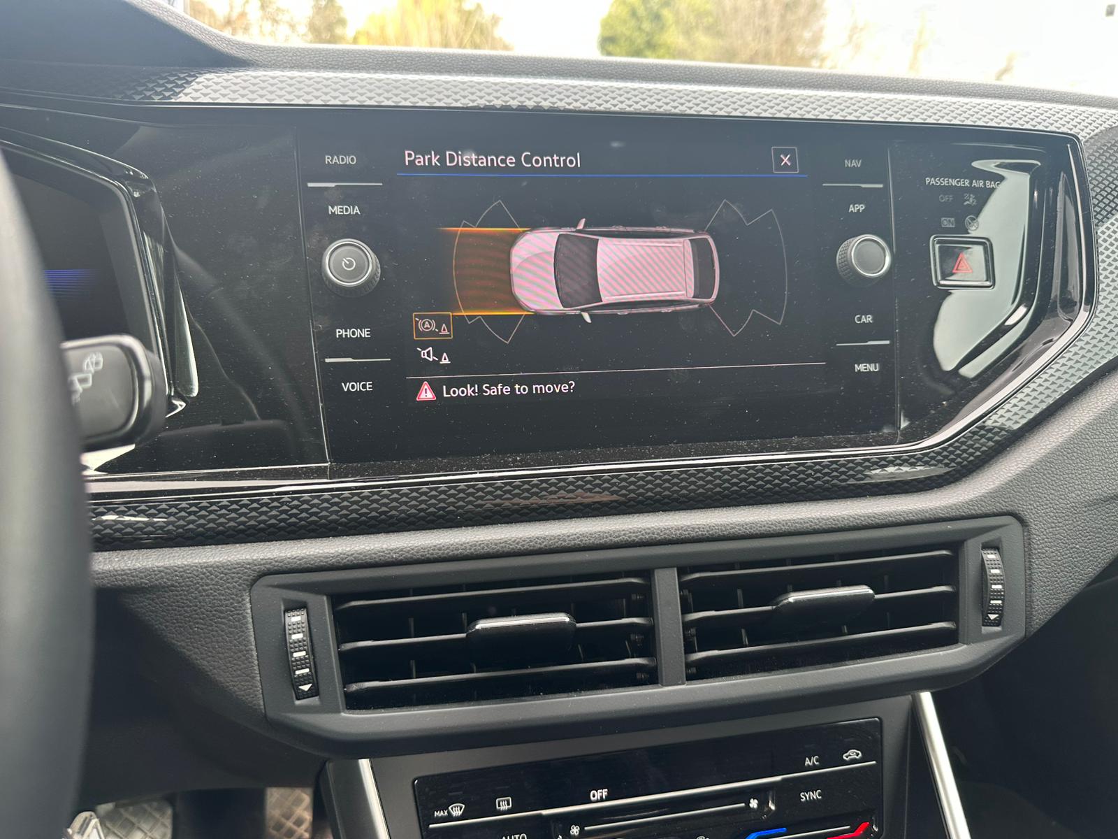 Achat VOLKSWAGEN TAIGO 1.0 TSI 115 BVM6 LIFE – 5P 13/12/2024 en France pour importation en Algérie (Occasion). Spécialiste Export -3 ans, CCR, Mujahid chez DJ CAR. Réf m4mkwxr