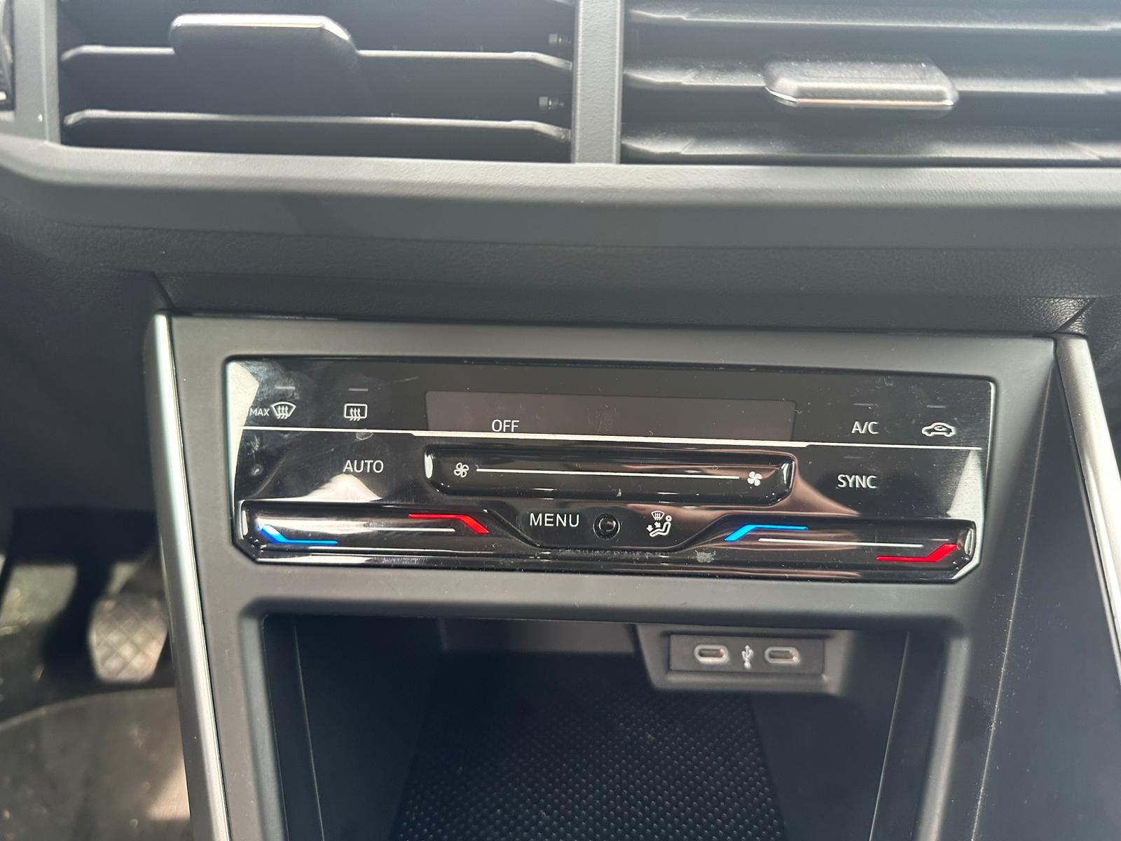 Achat VOLKSWAGEN TAIGO 1.0 TSI 115 BVM6 LIFE – 5P 13/12/2024 en France pour importation en Algérie (Occasion). Spécialiste Export -3 ans, CCR, Mujahid chez DJ CAR. Réf e2h8nl