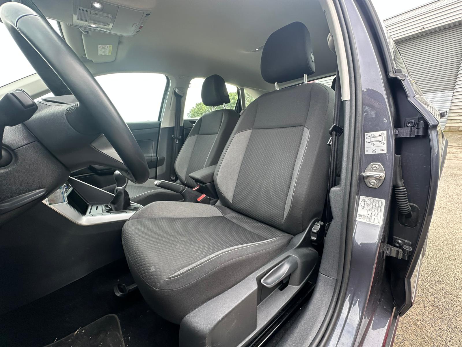 Achat VOLKSWAGEN TAIGO 1.0 TSI 115 BVM6 LIFE – 5P 13/12/2024 en France pour importation en Algérie (Occasion). Spécialiste Export -3 ans, CCR, Mujahid chez DJ CAR. Réf 1v9bsqk