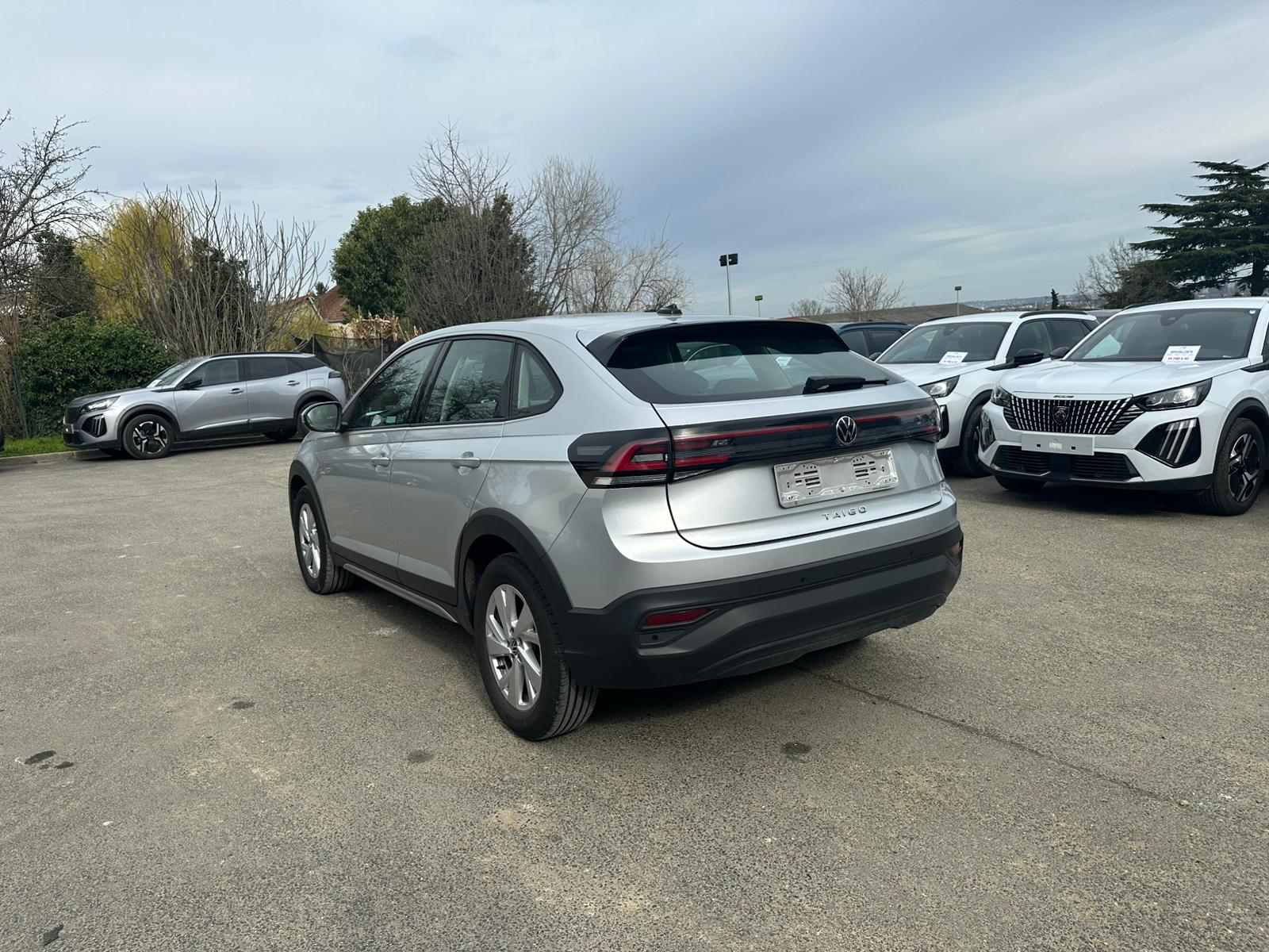 Achat VOLKSWAGEN TAIGO 1.0 TSI 115 BVM6 LIFE – 5P 13/12/2024 en France pour importation en Algérie (Occasion). Spécialiste Export -3 ans, CCR, Mujahid chez DJ CAR. Réf lg629jw