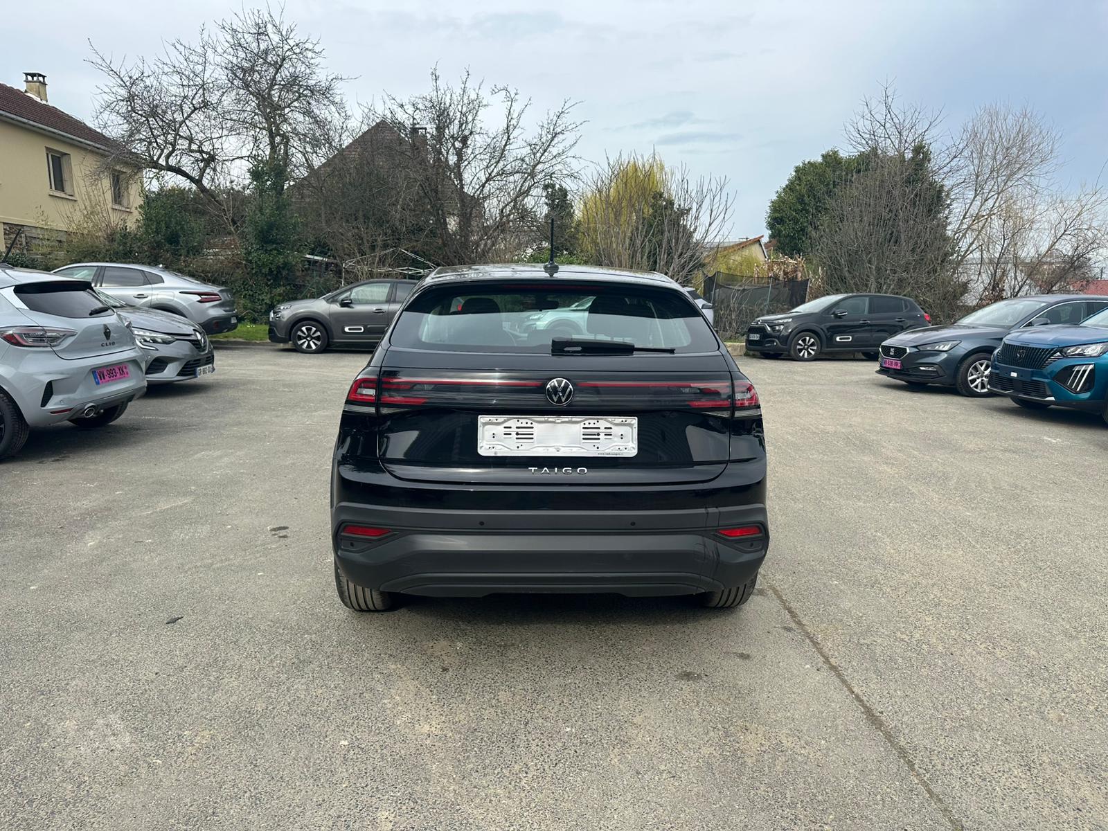 Achat VOLKSWAGEN TAIGO 1.0 TSI 115 BVM6 LIFE – 5P 13/12/2024 en France pour importation en Algérie (Occasion). Spécialiste Export -3 ans, CCR, Mujahid chez DJ CAR. Réf e2h8nl