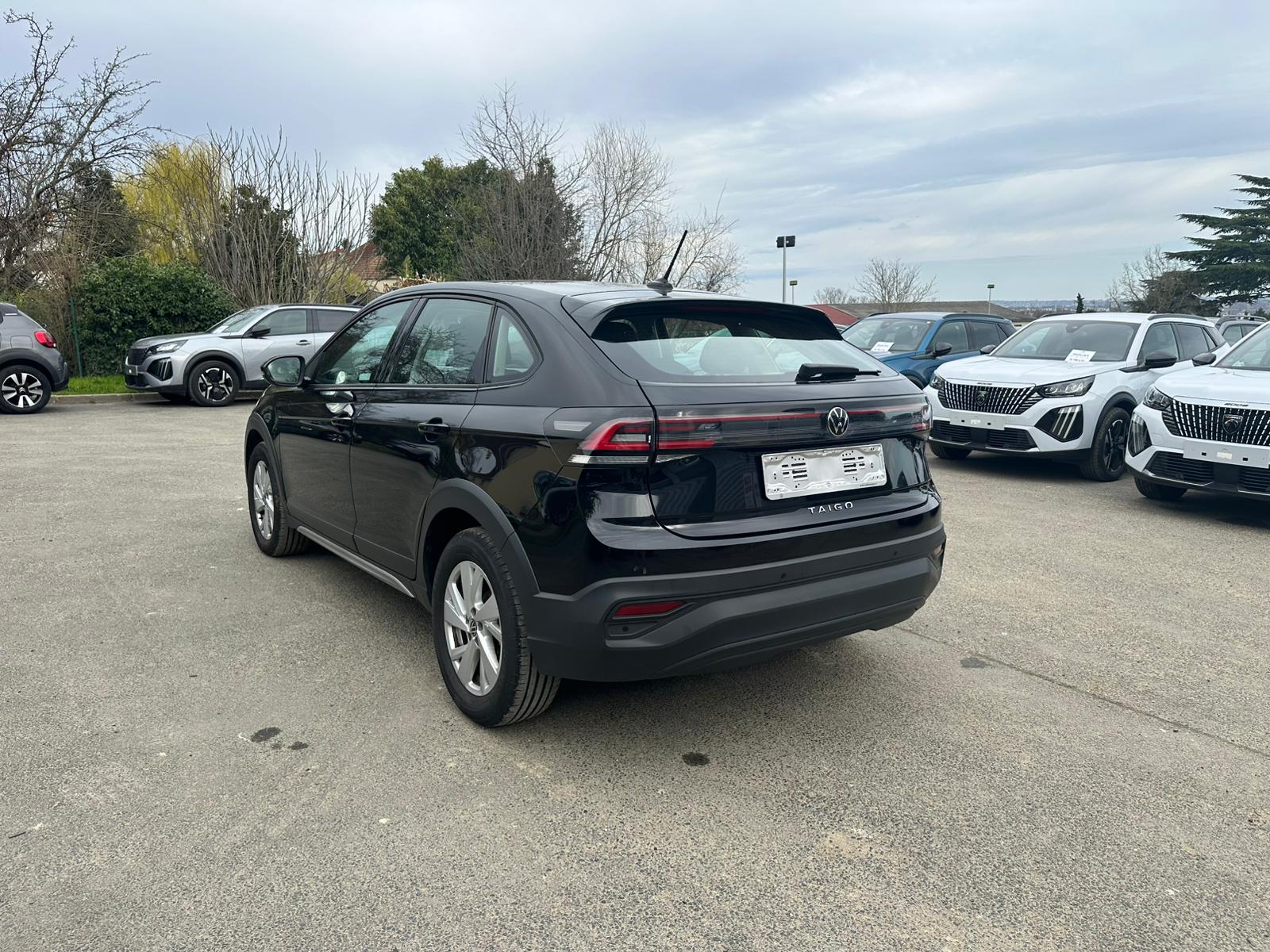 Achat VOLKSWAGEN TAIGO 1.0 TSI 115 BVM6 LIFE – 5P 13/12/2024 en France pour importation en Algérie (Occasion). Spécialiste Export -3 ans, CCR, Mujahid chez DJ CAR. Réf 28zq4p6vt