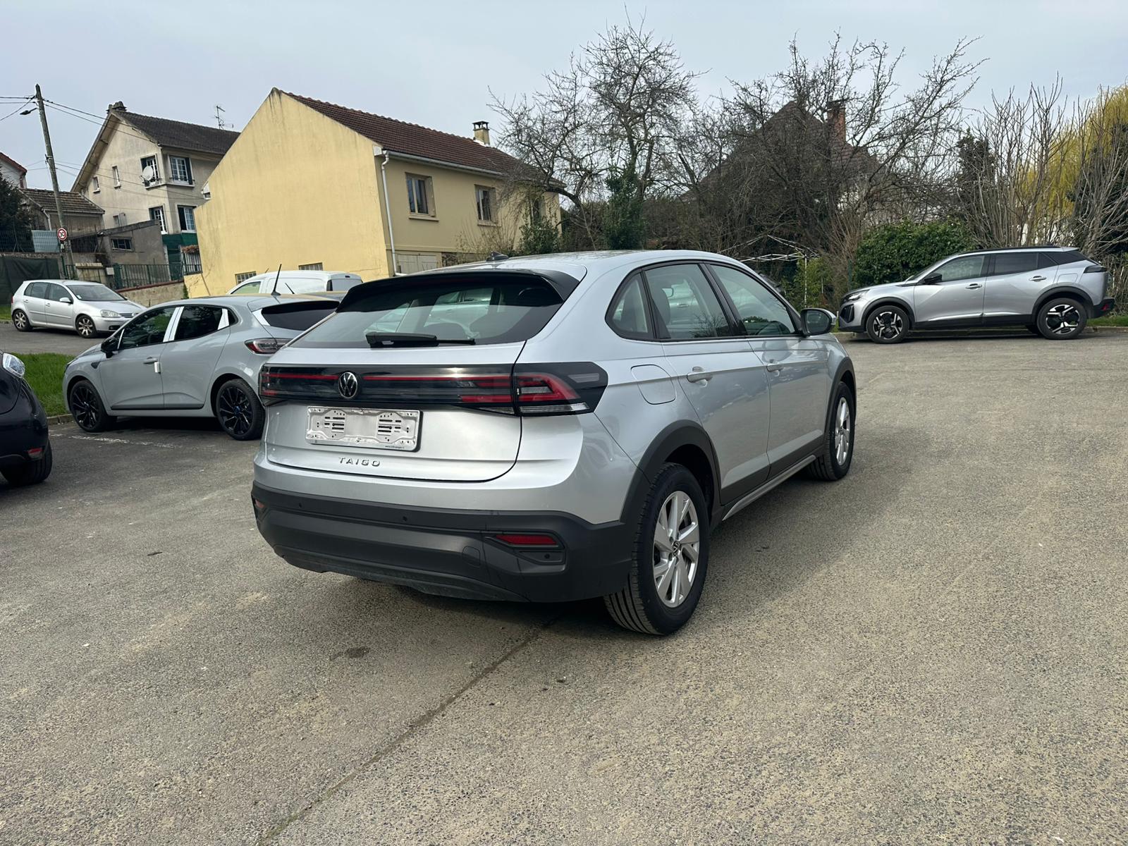 Achat VOLKSWAGEN TAIGO 1.0 TSI 115 BVM6 LIFE – 5P 13/12/2024 en France pour importation en Algérie (Occasion). Spécialiste Export -3 ans, CCR, Mujahid chez DJ CAR. Réf lg629jw