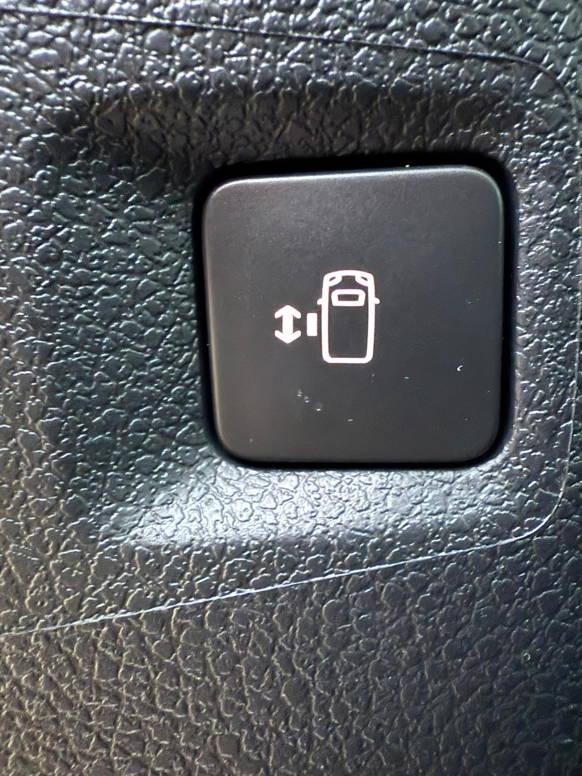 CITROEN JUMPY COMBI BUSINESS 2.0 HDi 150ch BVM6 – 8P