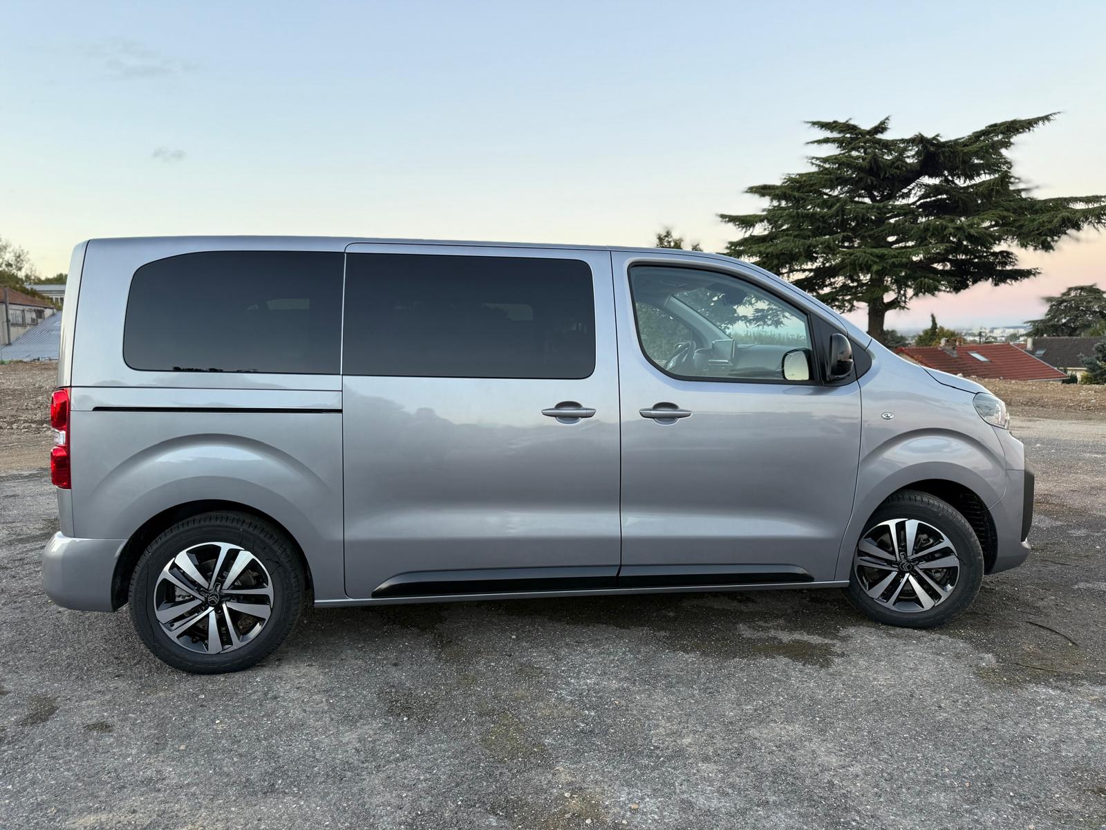 CITROEN JUMPY COMBI BUSINESS 2.0 HDi 150ch BVM6 – 8P