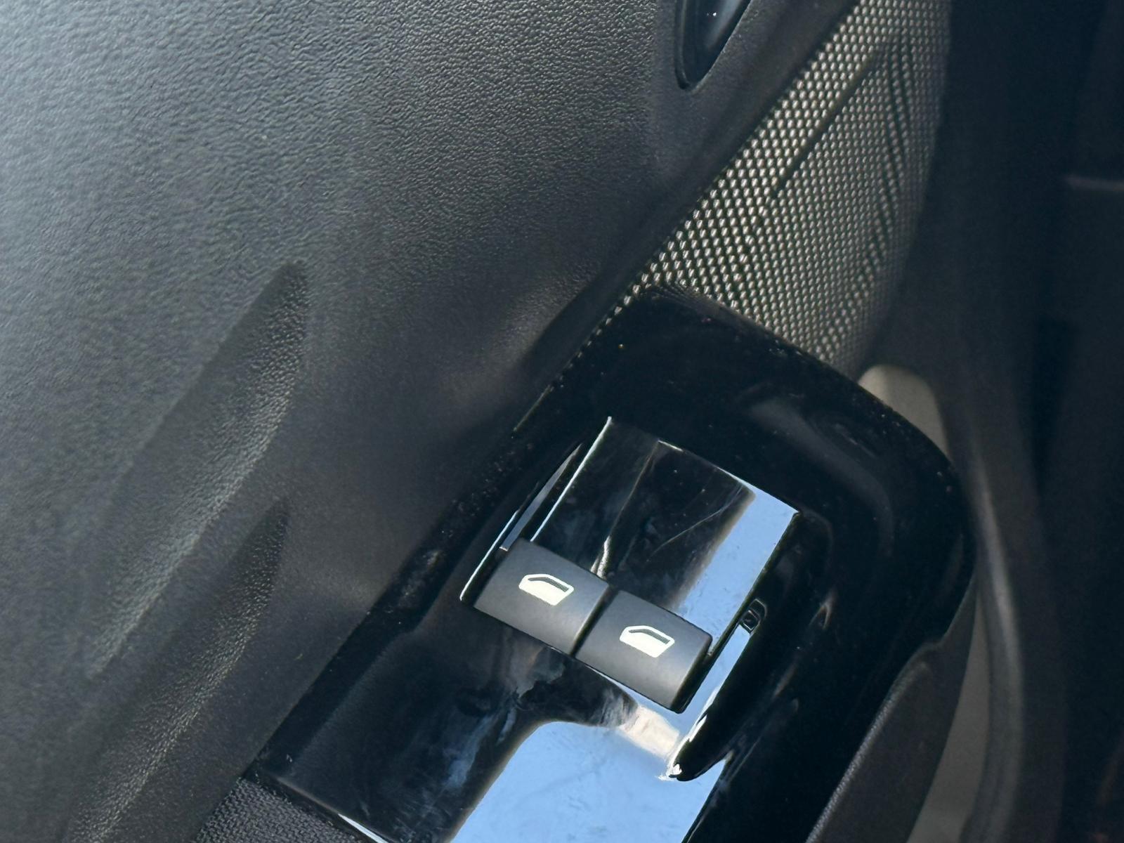 CITROEN C3 1.2 PureTech 83 ch BVM5 Max – 5P