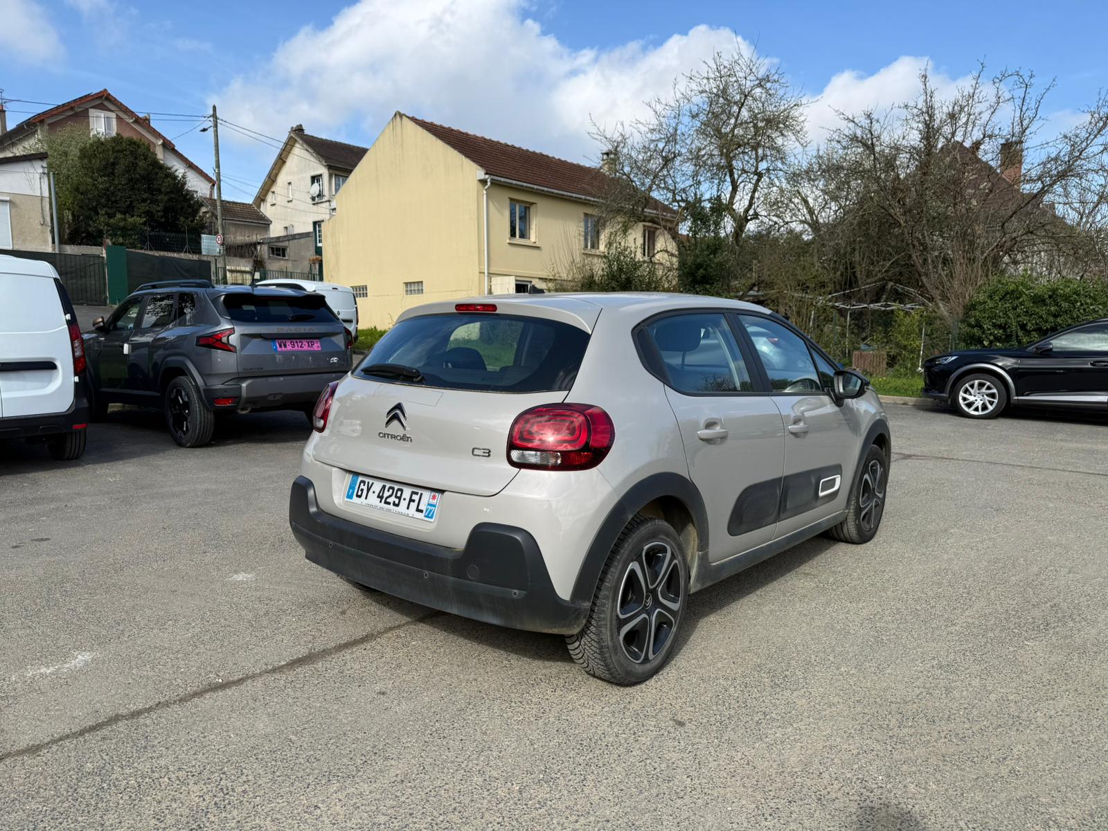 CITROEN C3 1.2 PureTech 83 ch BVM5 Plus – 5P