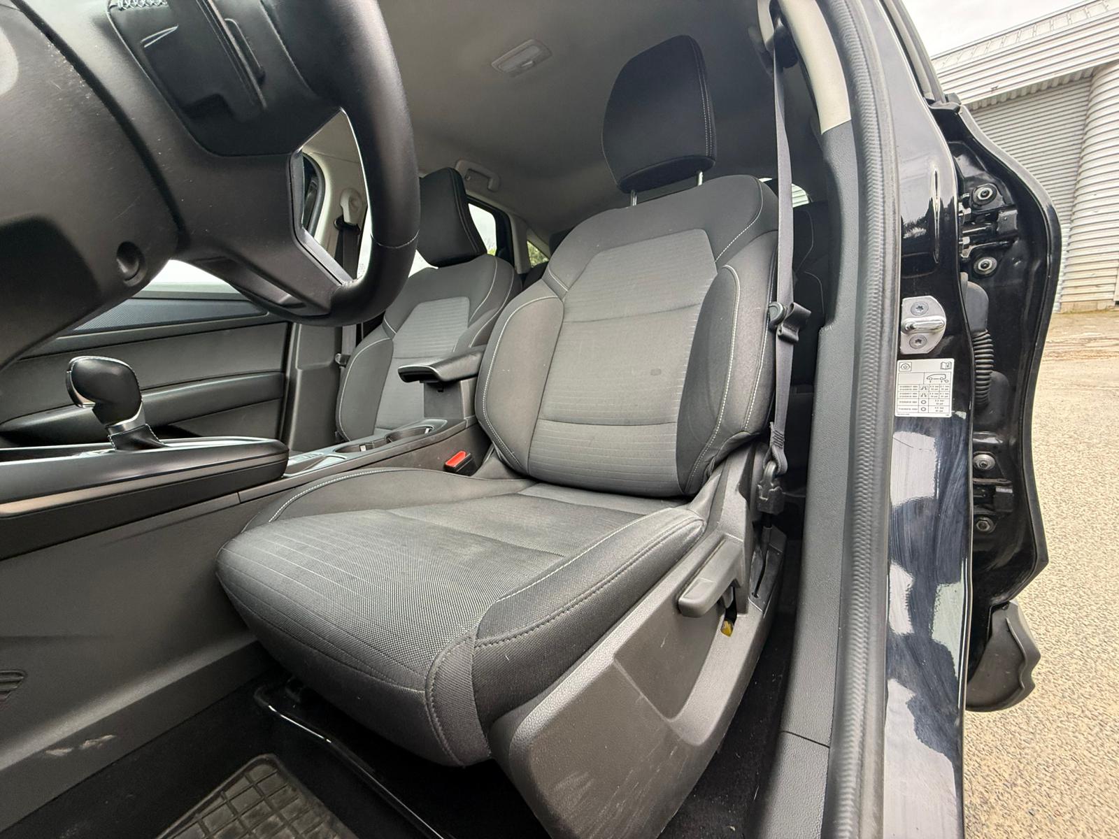 RENAULT ARKANA 1.3 TCe 140 EDC EVOLUTION – BVA7